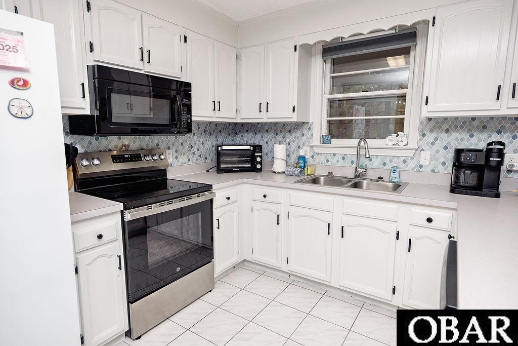 Southern Shores, North Carolina, 27949-3309, United States, 3 Bedrooms Bedrooms, ,2 BathroomsBathrooms,Residential,For Sale,1972928