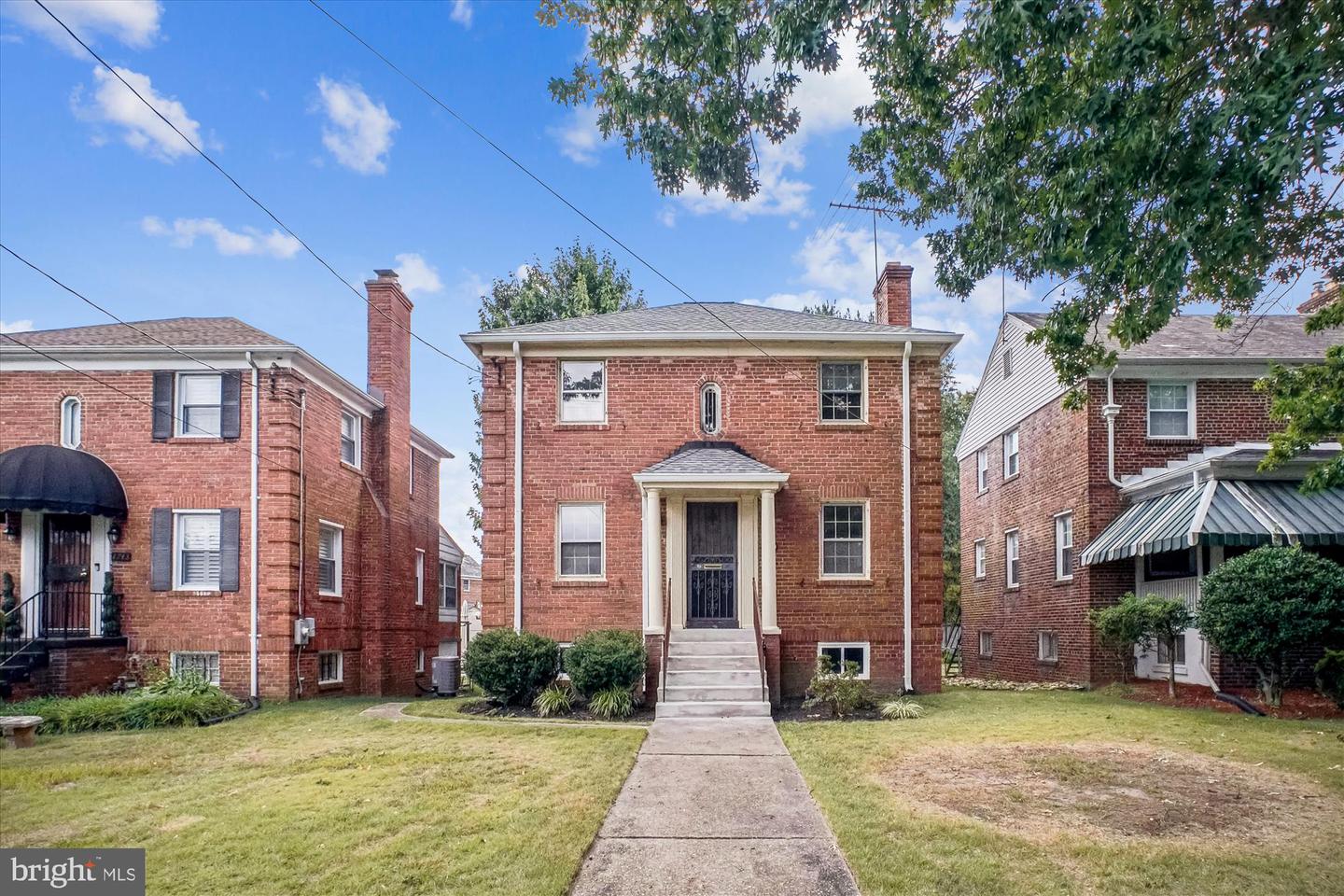 Washington, District of Columbia, 20017, United States, 3 Bedrooms Bedrooms, ,3 BathroomsBathrooms,Residential,For Sale,1966689