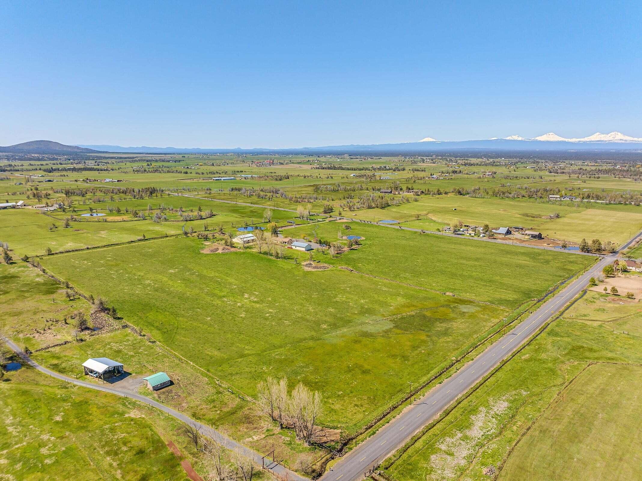 Powell Butte, Oregon, 97753, United States, 3 Bedrooms Bedrooms, ,1 BathroomBathrooms,Residential,For Sale,1770656
