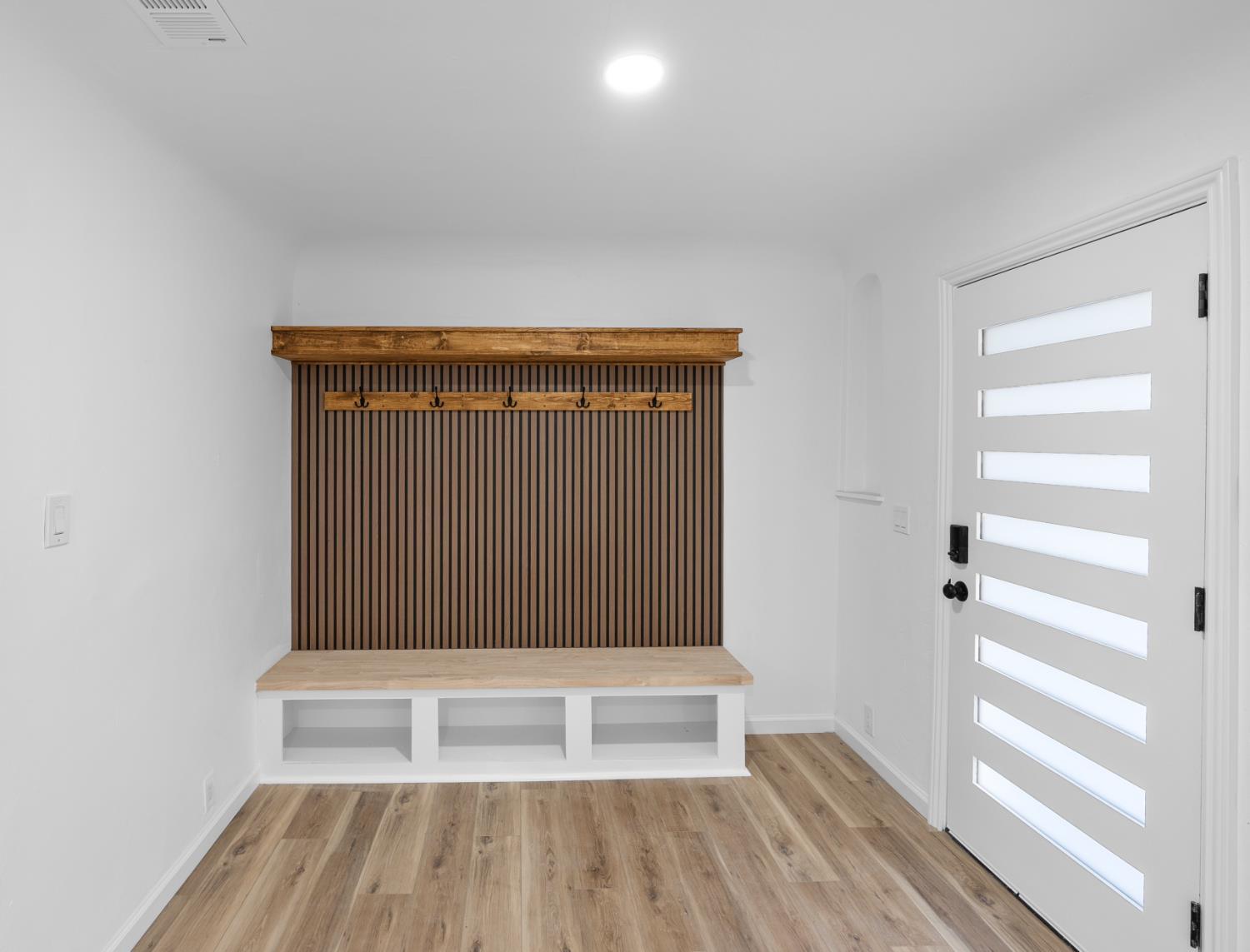 Modesto, California, 95350, United States, 4 Bedrooms Bedrooms, ,2 BathroomsBathrooms,Residential,For Sale,2001557