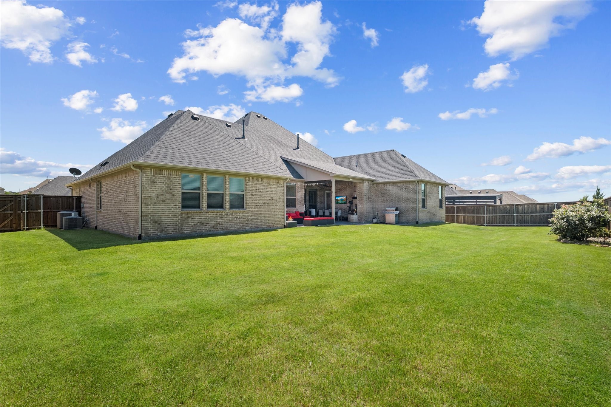 Prosper, Texas, 75078, United States, 4 Bedrooms Bedrooms, ,3 BathroomsBathrooms,Residential,For Sale,1903910