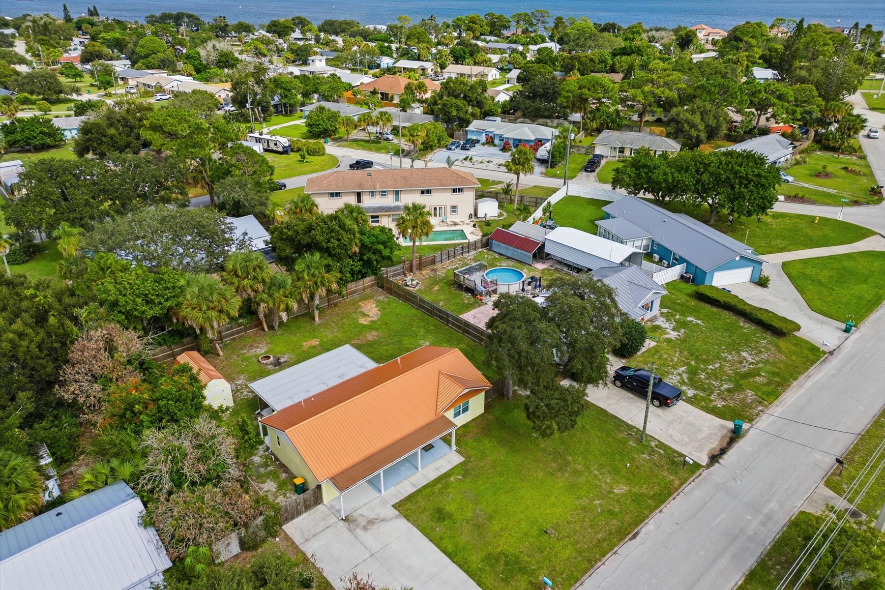  446 Coral Drive, Melbourne, FL, 32935 - 物件實景