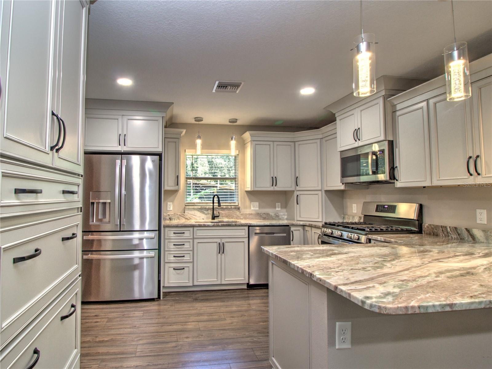 ANTHONY, Florida, 32617, United States, 3 Bedrooms Bedrooms, ,2 BathroomsBathrooms,Residential,For Sale,1941816
