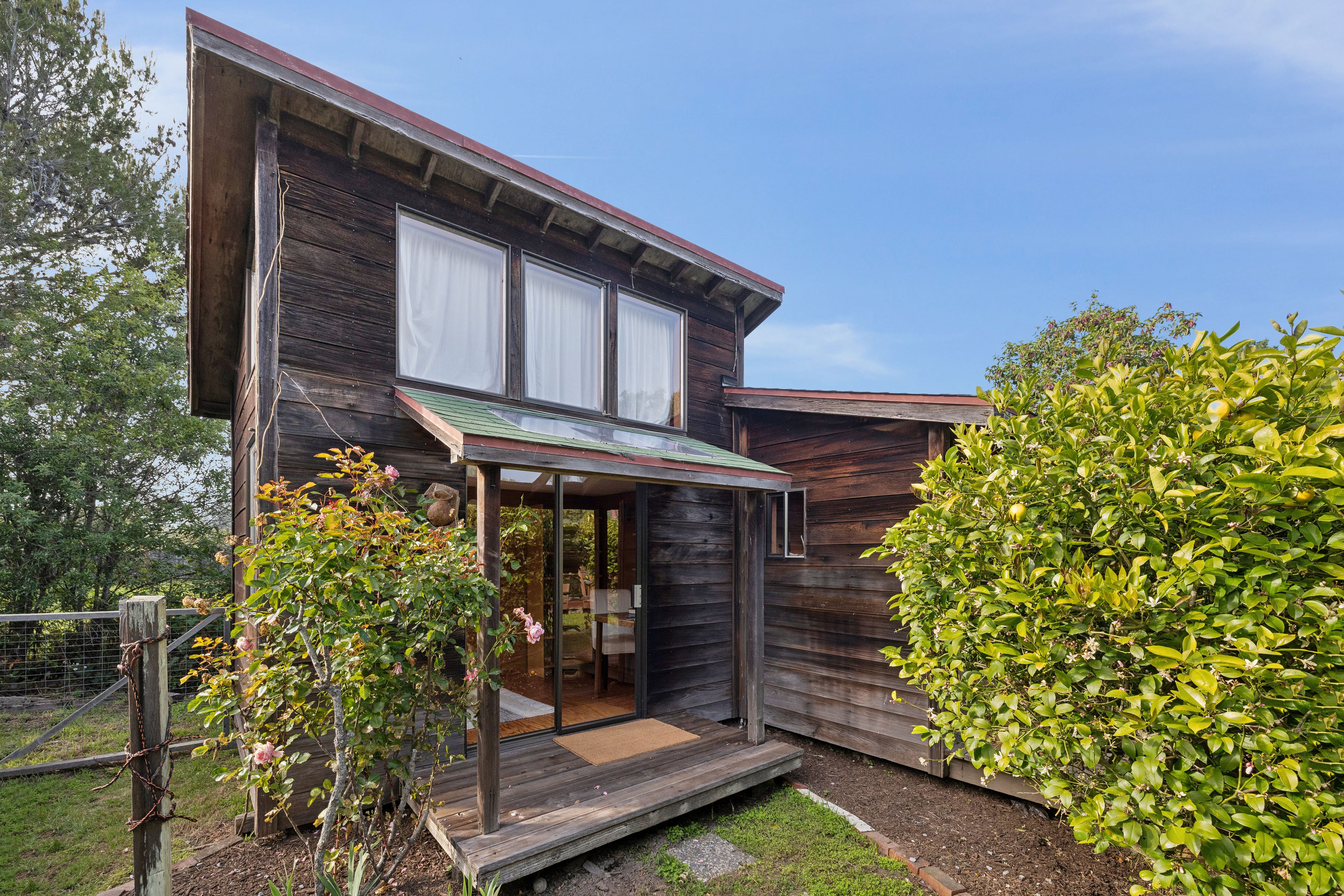  Redwood, Glass, and Companion Spaces - 物件實景