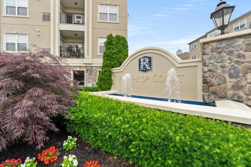 Clifton City, New Jersey, 07013, United States, 2 Bedrooms Bedrooms, ,2 BathroomsBathrooms,Residential,For Sale,1870870