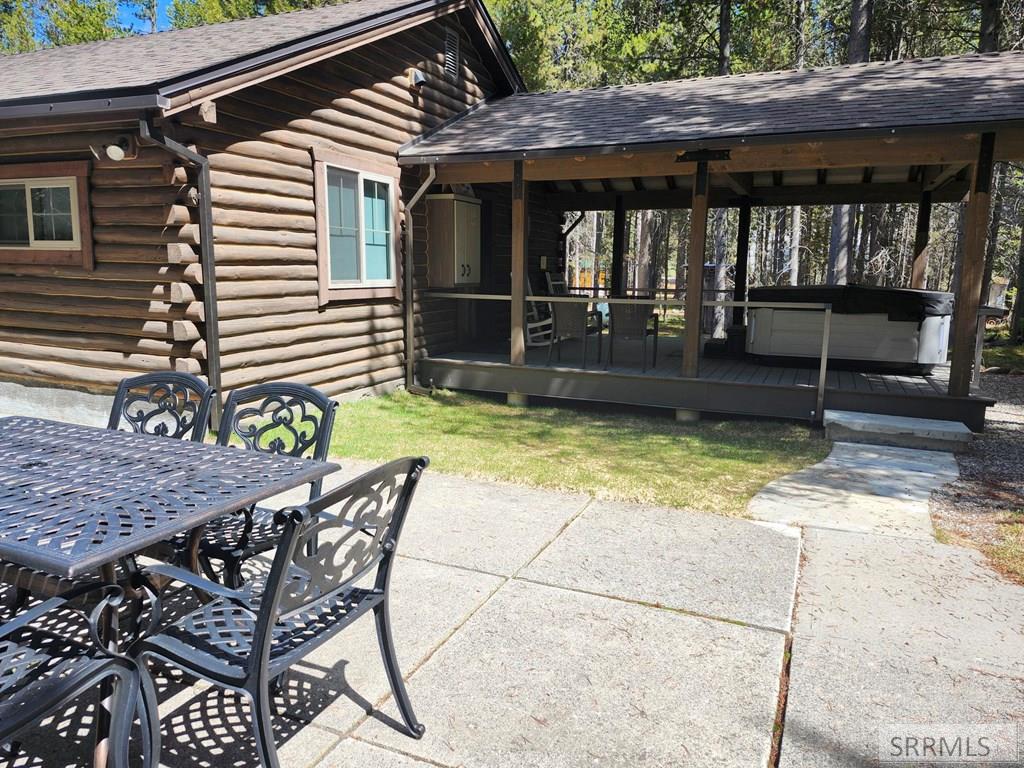 ISLAND PARK, Idaho, 83429, United States, 2 Bedrooms Bedrooms, ,2 BathroomsBathrooms,Residential,For Sale,2024446