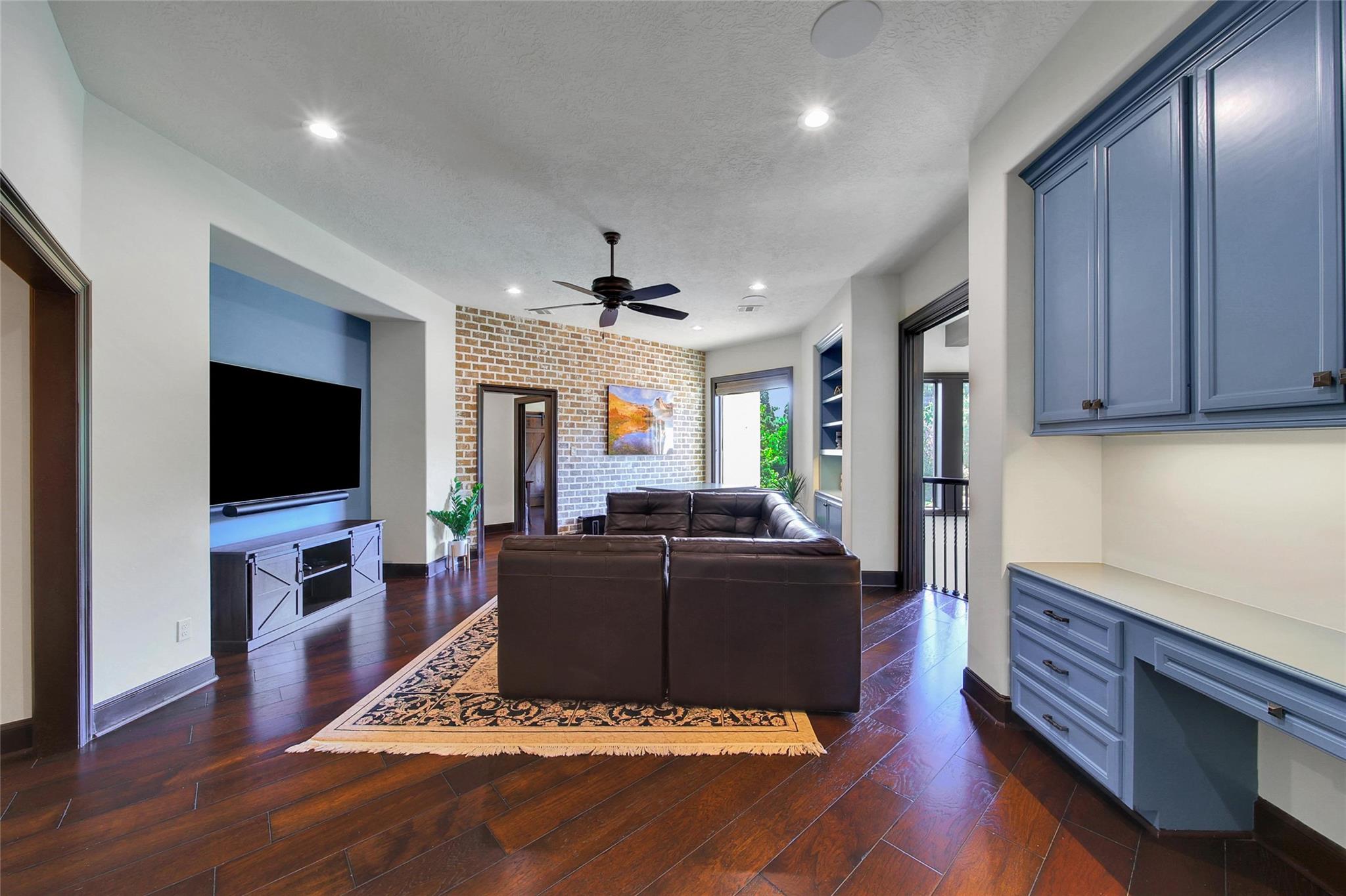 Spring, Texas, 77379, United States, 5 Bedrooms Bedrooms, ,6 BathroomsBathrooms,Residential,For Sale,2006186