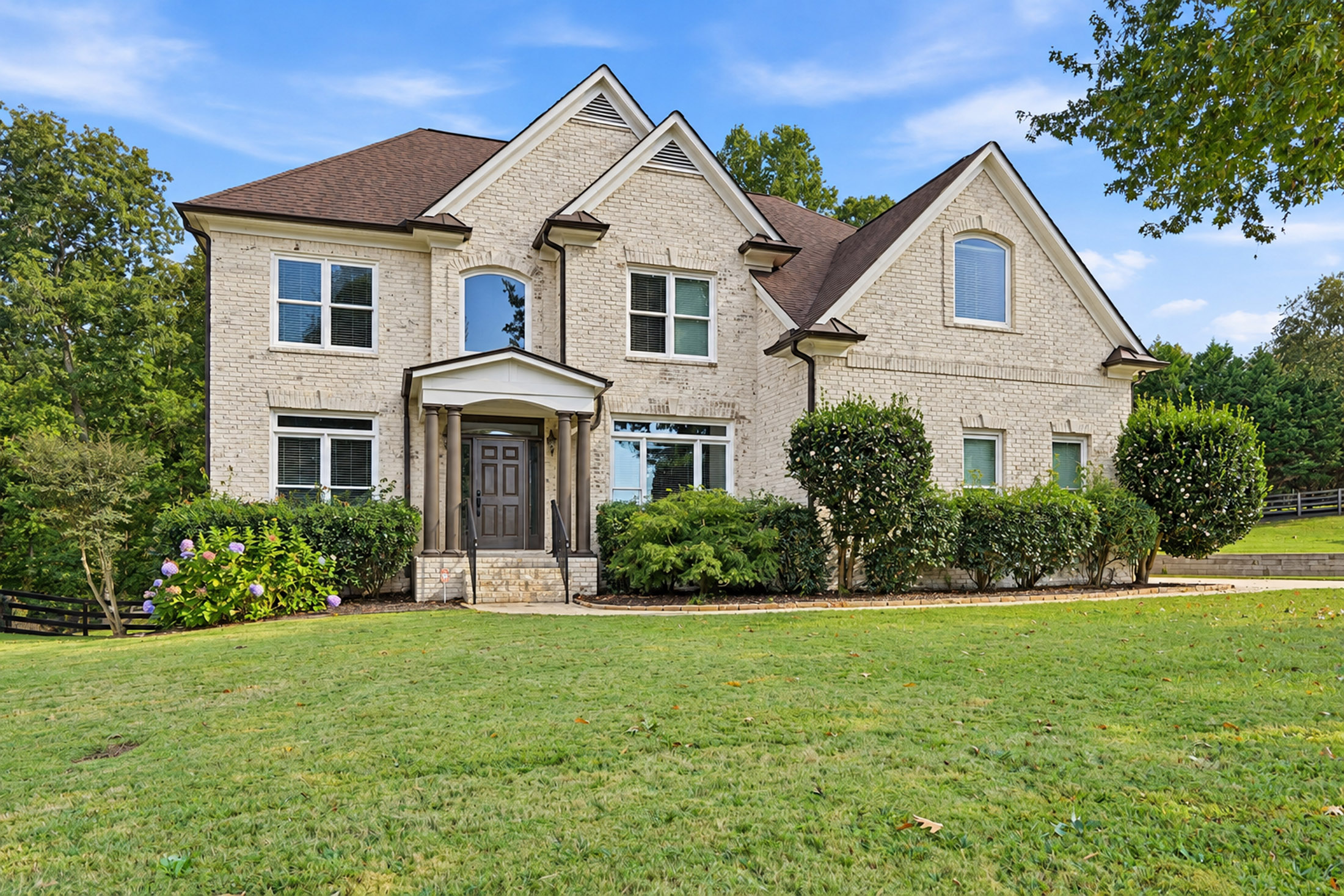  Beautifully Appointed Home in Sought-After Woodmont - 物件實景
