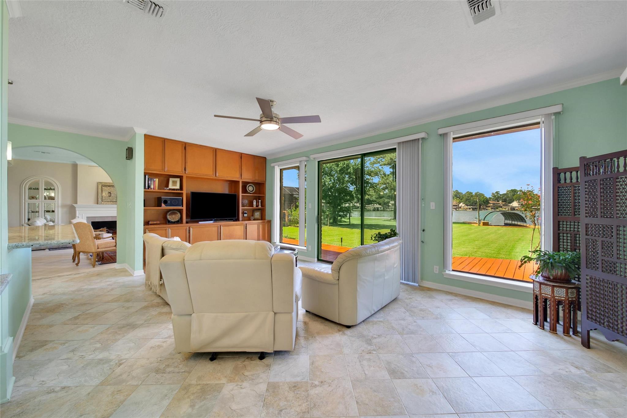 Conroe, Texas, 77356, United States, 3 Bedrooms Bedrooms, ,4 BathroomsBathrooms,Residential,For Sale,1974548