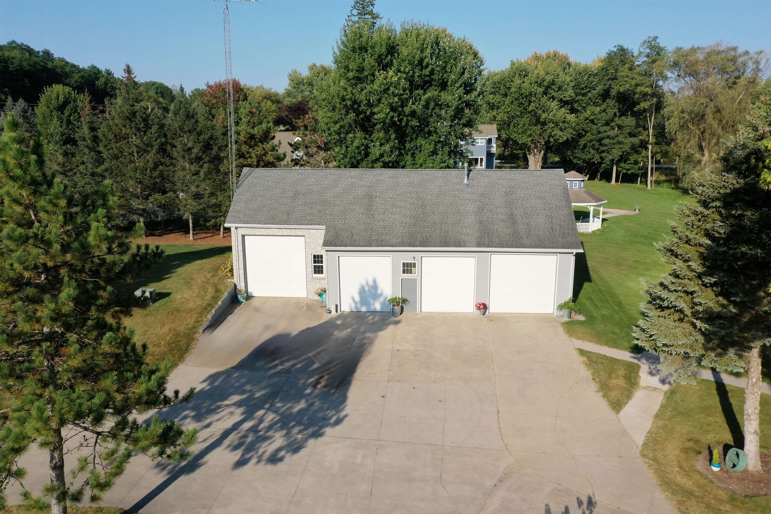 Rio, Wisconsin, 53960, United States, 3 Bedrooms Bedrooms, ,3 BathroomsBathrooms,Residential,For Sale,1976824