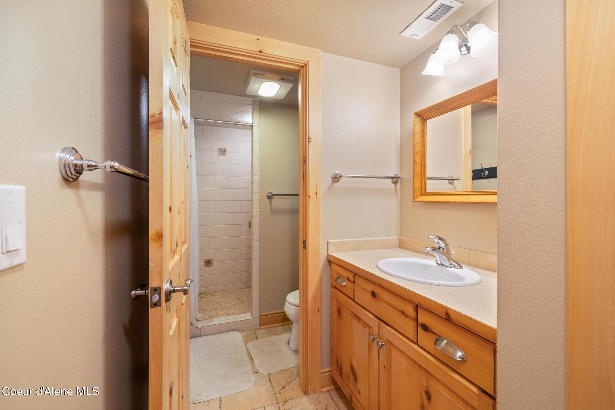 Harrison, Idaho, 83833, United States, 4 Bedrooms Bedrooms, ,5 BathroomsBathrooms,Residential,For Sale,1895390