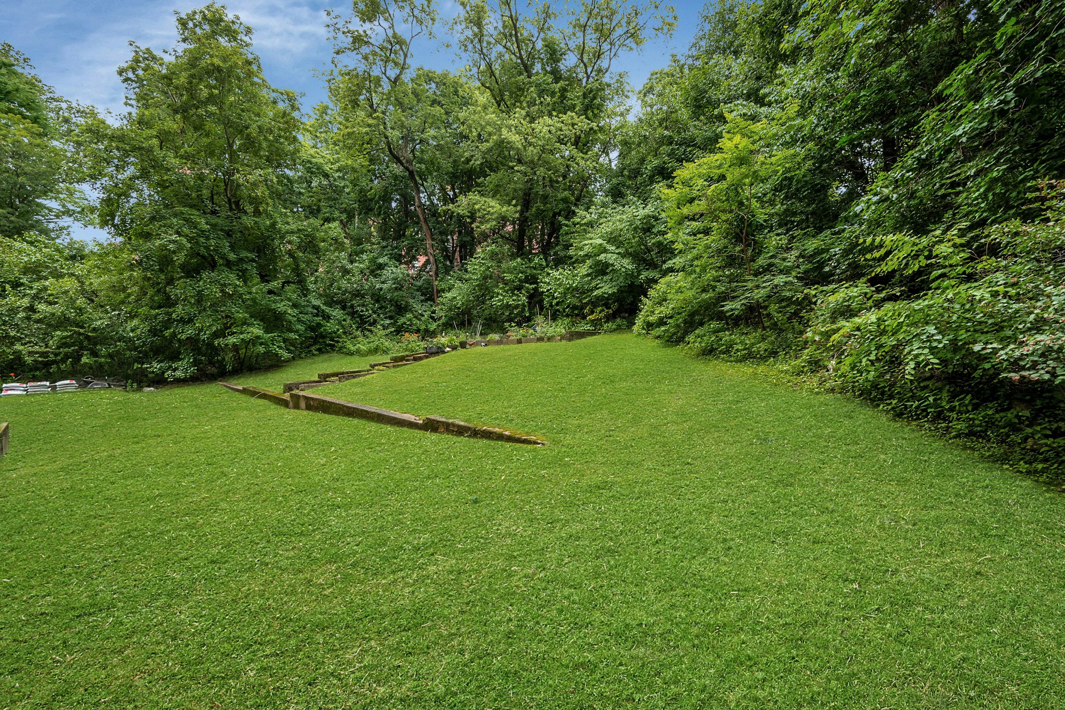  735 Kappock Street - 物件實景
