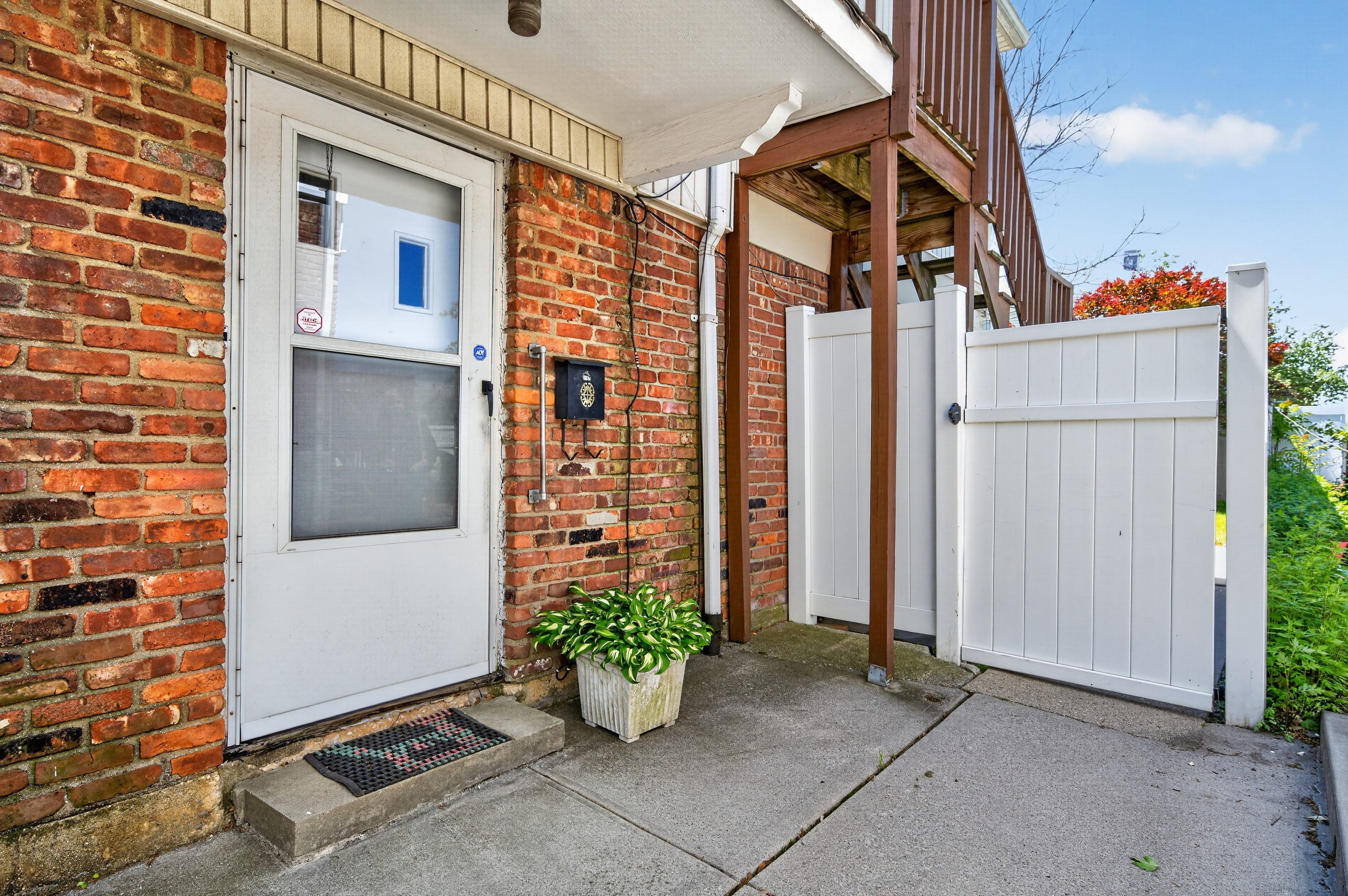  57-26 225th Street, Bayside, NY, 11364 - 物件實景