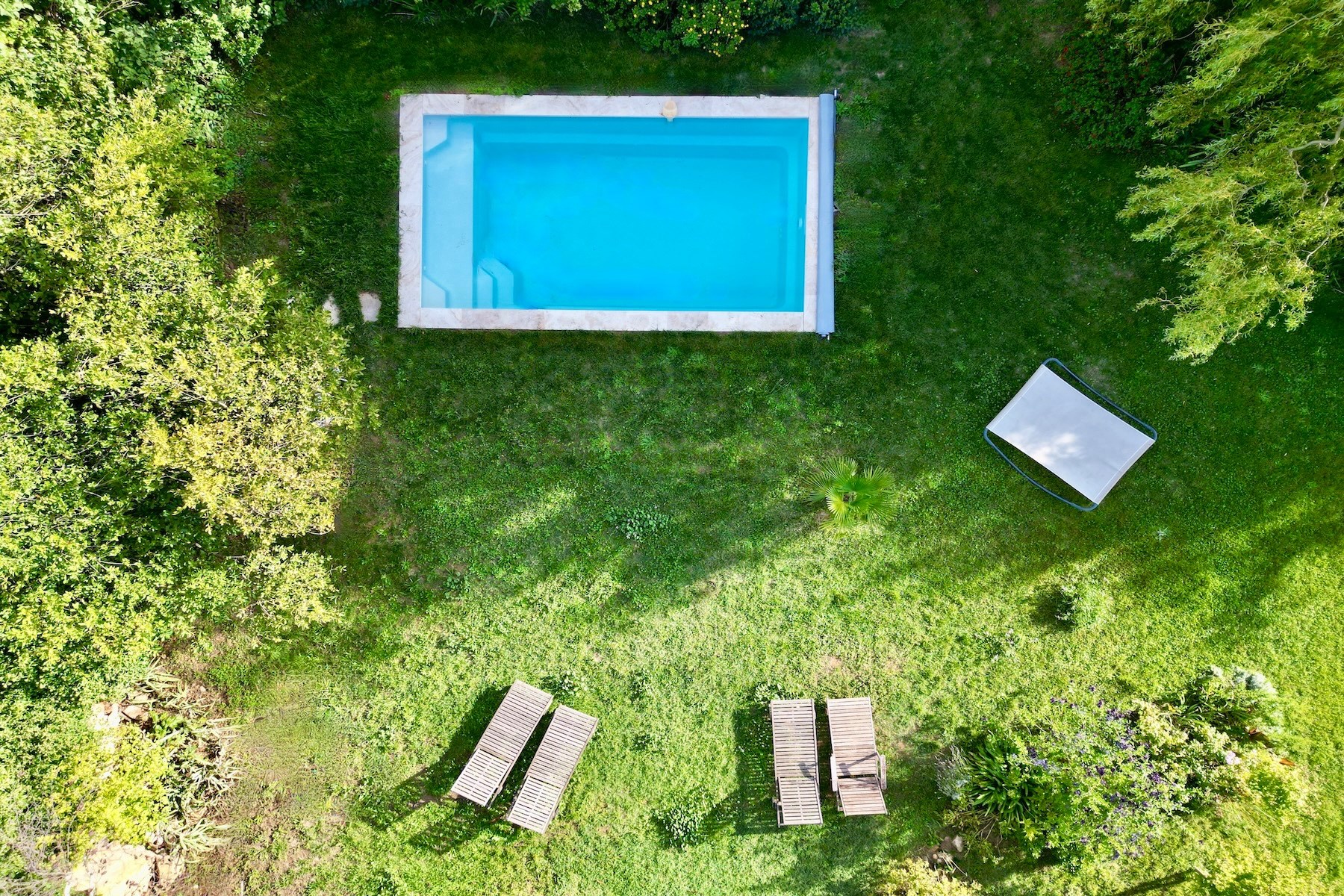  Elegant 17th-Century Stone Estate with Pool and Landscaped Grounds - 物件實景