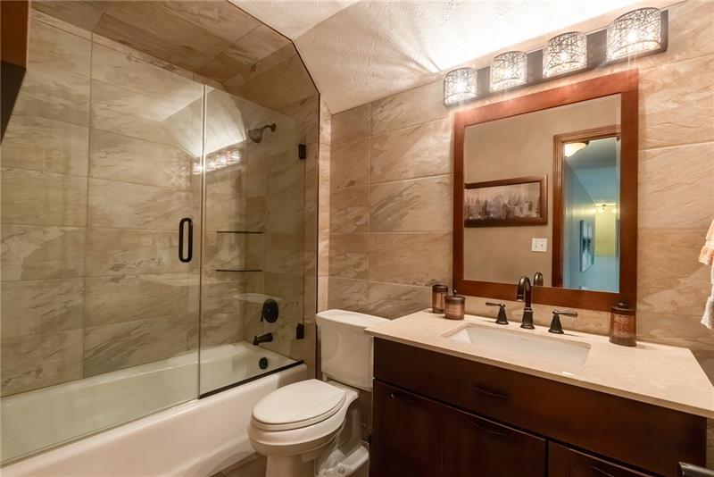 Finleyville, Pennsylvania, 15332, United States, 4 Bedrooms Bedrooms, ,4 BathroomsBathrooms,Residential,For Sale,1985685