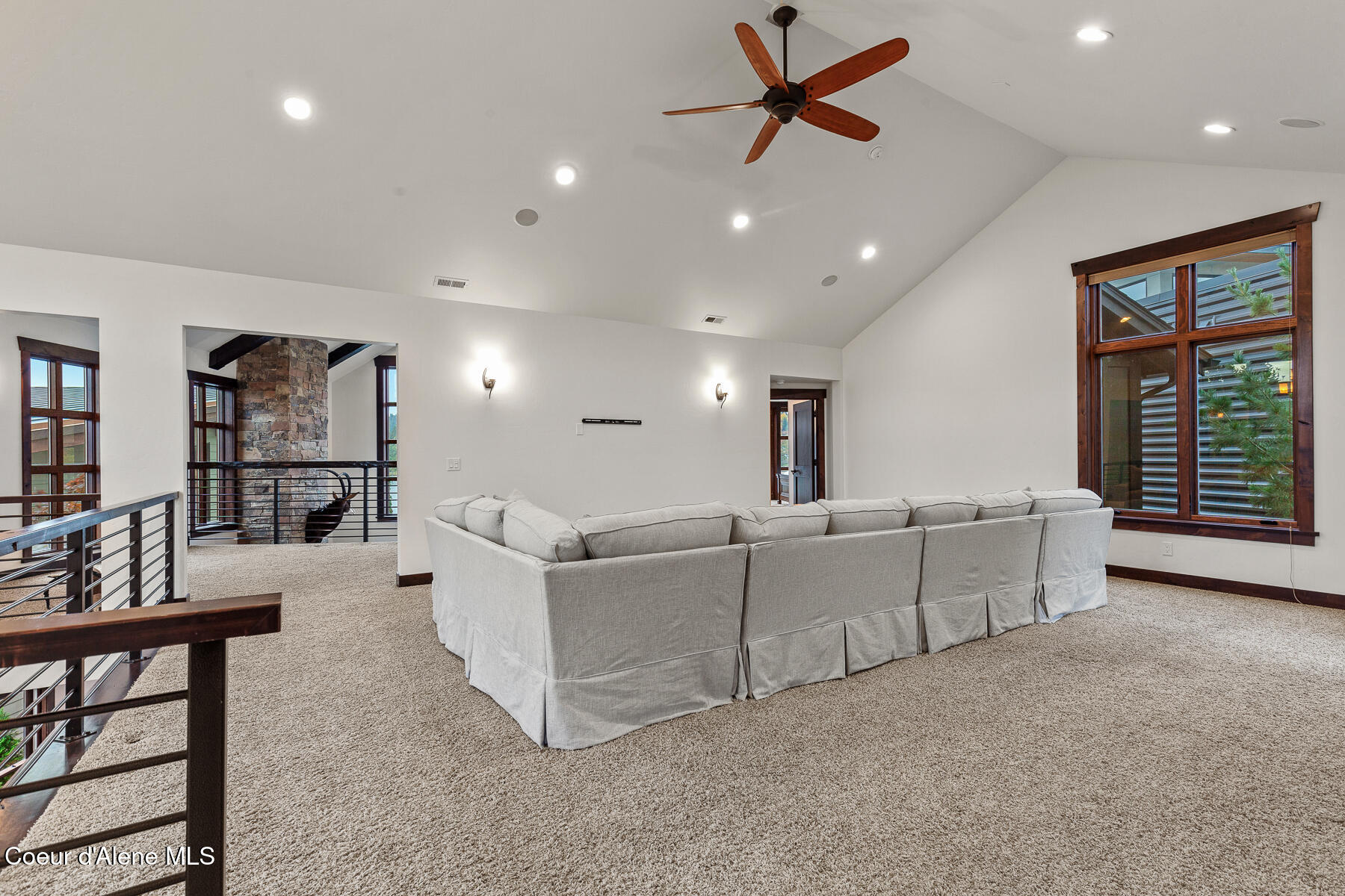 Coeur d'Alene, Idaho, 83814, United States, 4 Bedrooms Bedrooms, ,4 BathroomsBathrooms,Residential,For Sale,1978612