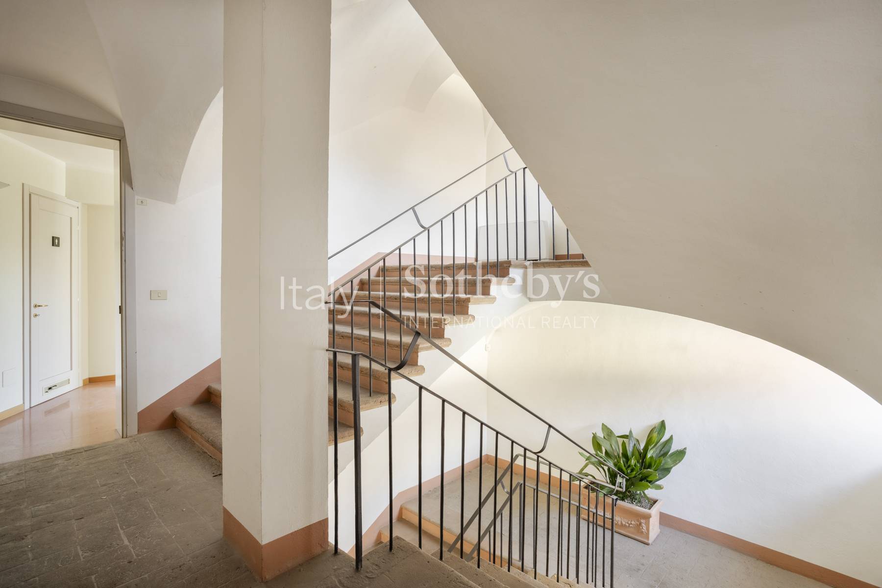  Elegant Historic Villa with Private Park and Rooftop Garden - 物件實景