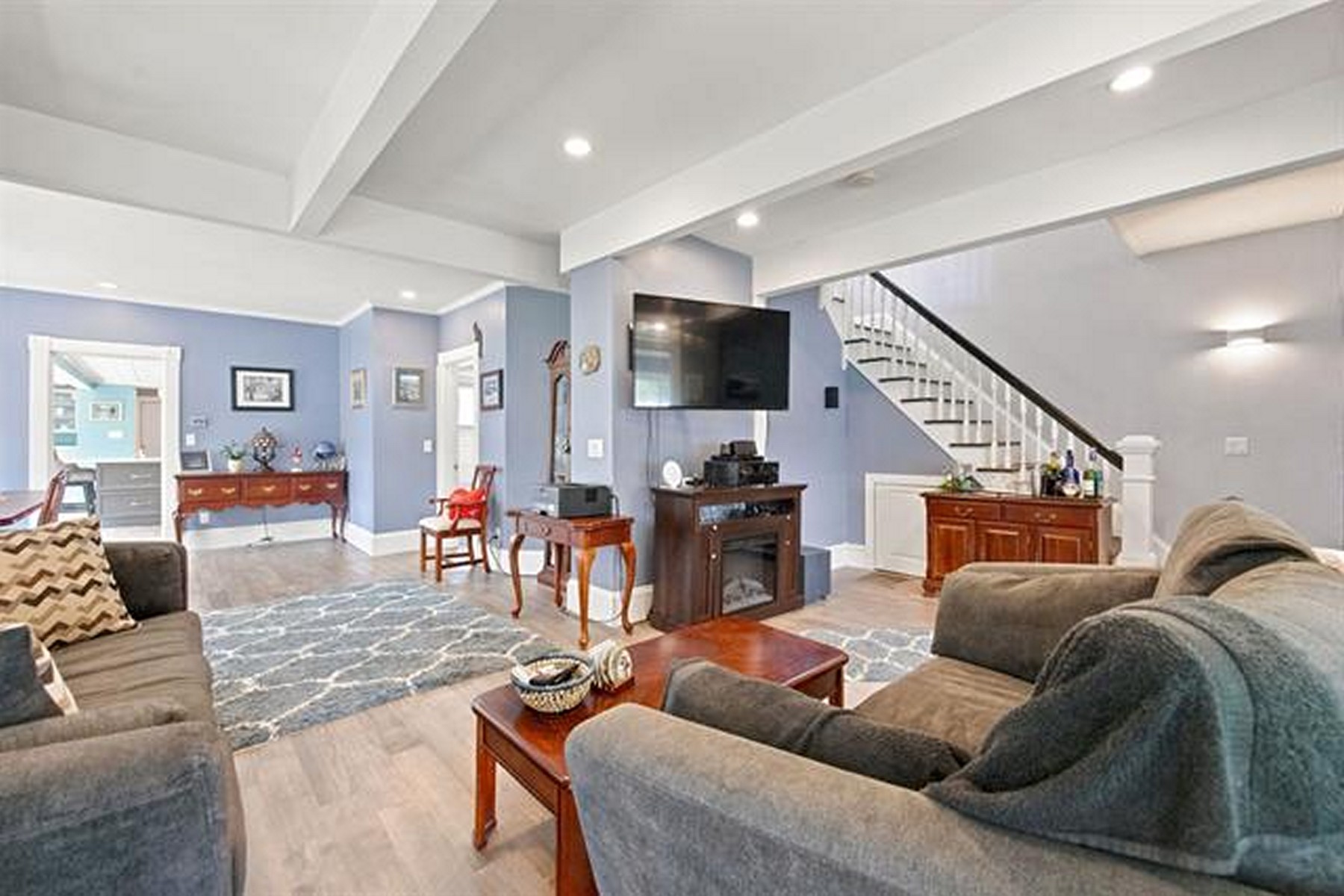  68 Edgewater Avenue - 物件實景