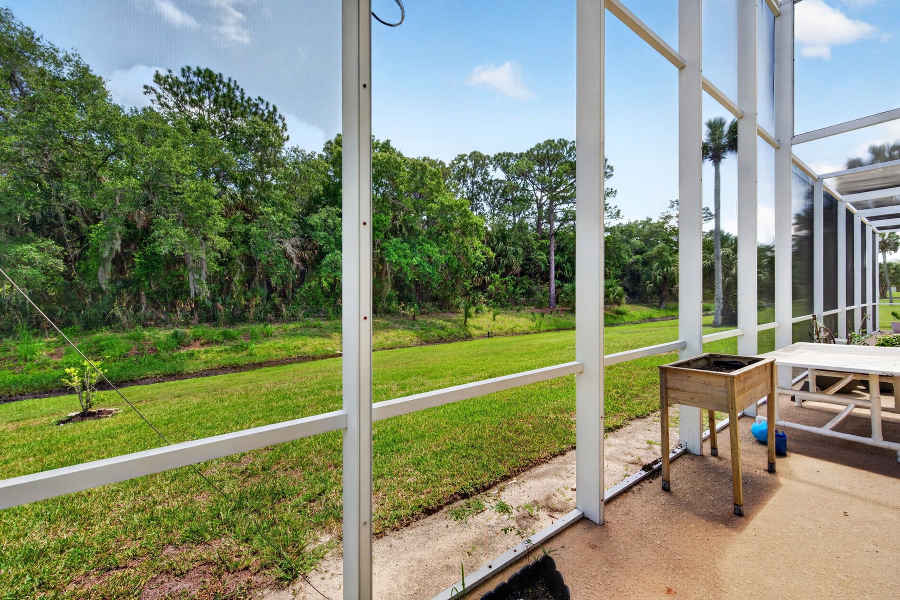  900 Bluegrass Lane, Rockledge, FL, 32955 - 物件實景
