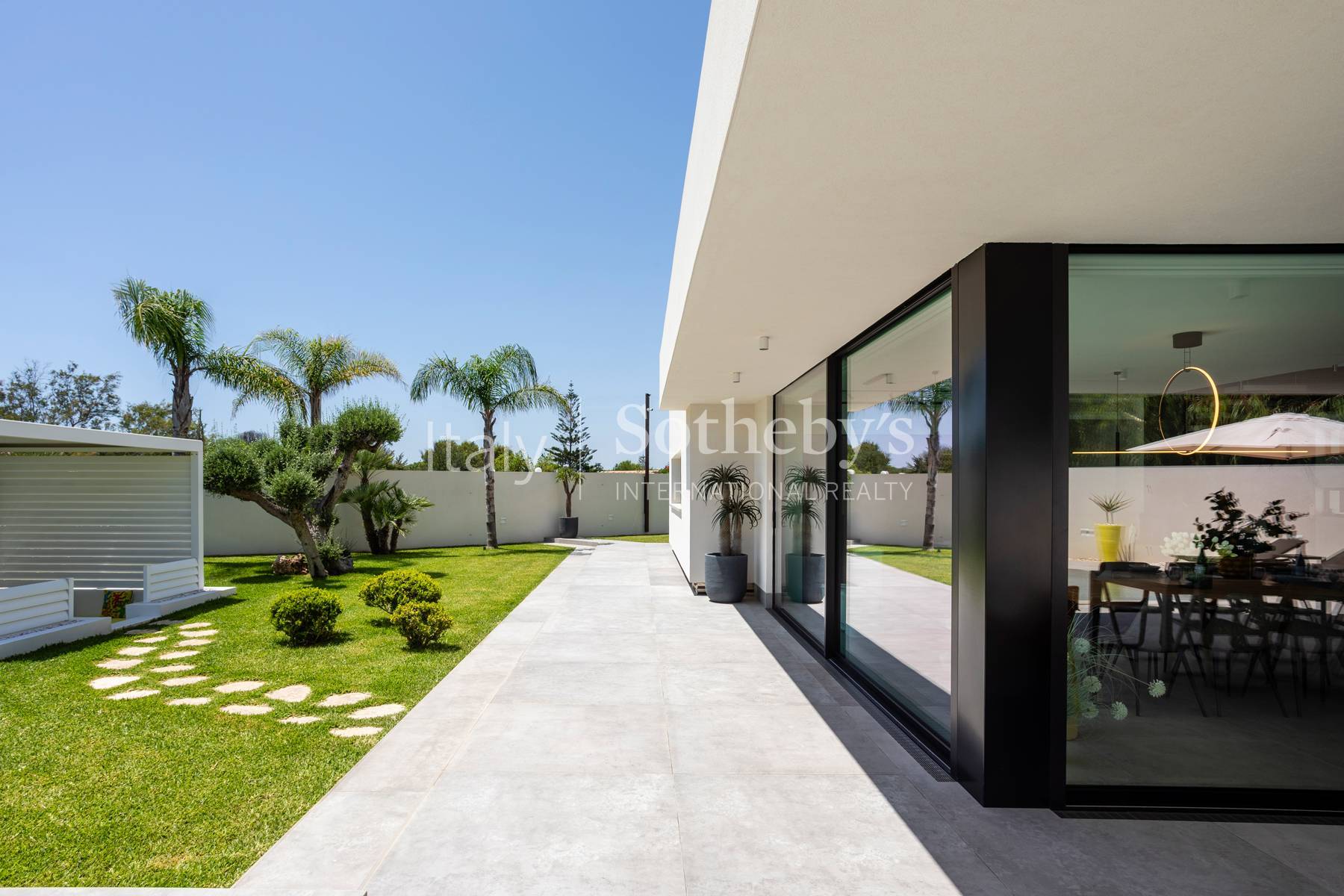  Modern design villa facing the sea - 物件實景