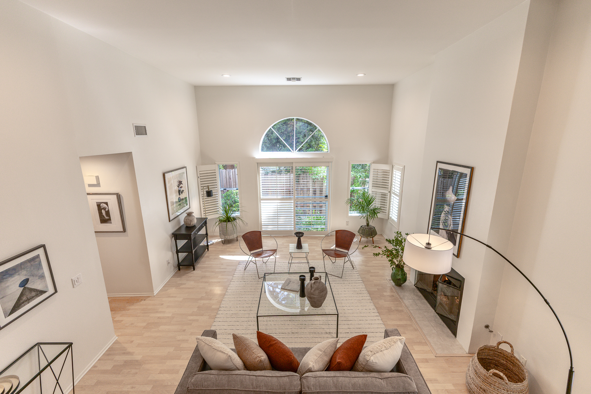  2348 Ewing Street - 物件實景