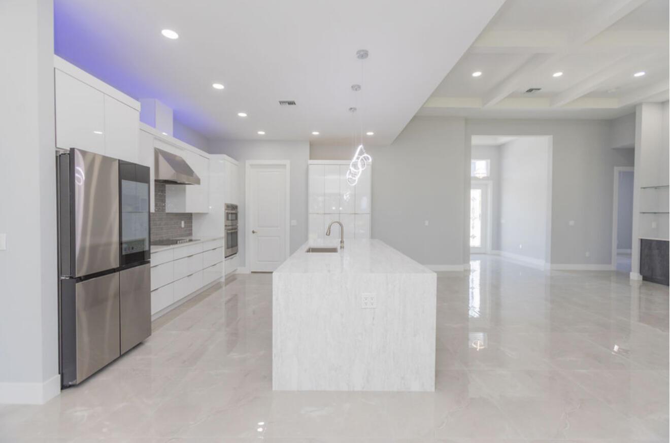 Port St Lucie, Florida, 34986, United States, 4 Bedrooms Bedrooms, ,3 BathroomsBathrooms,Residential,For Sale,1926175