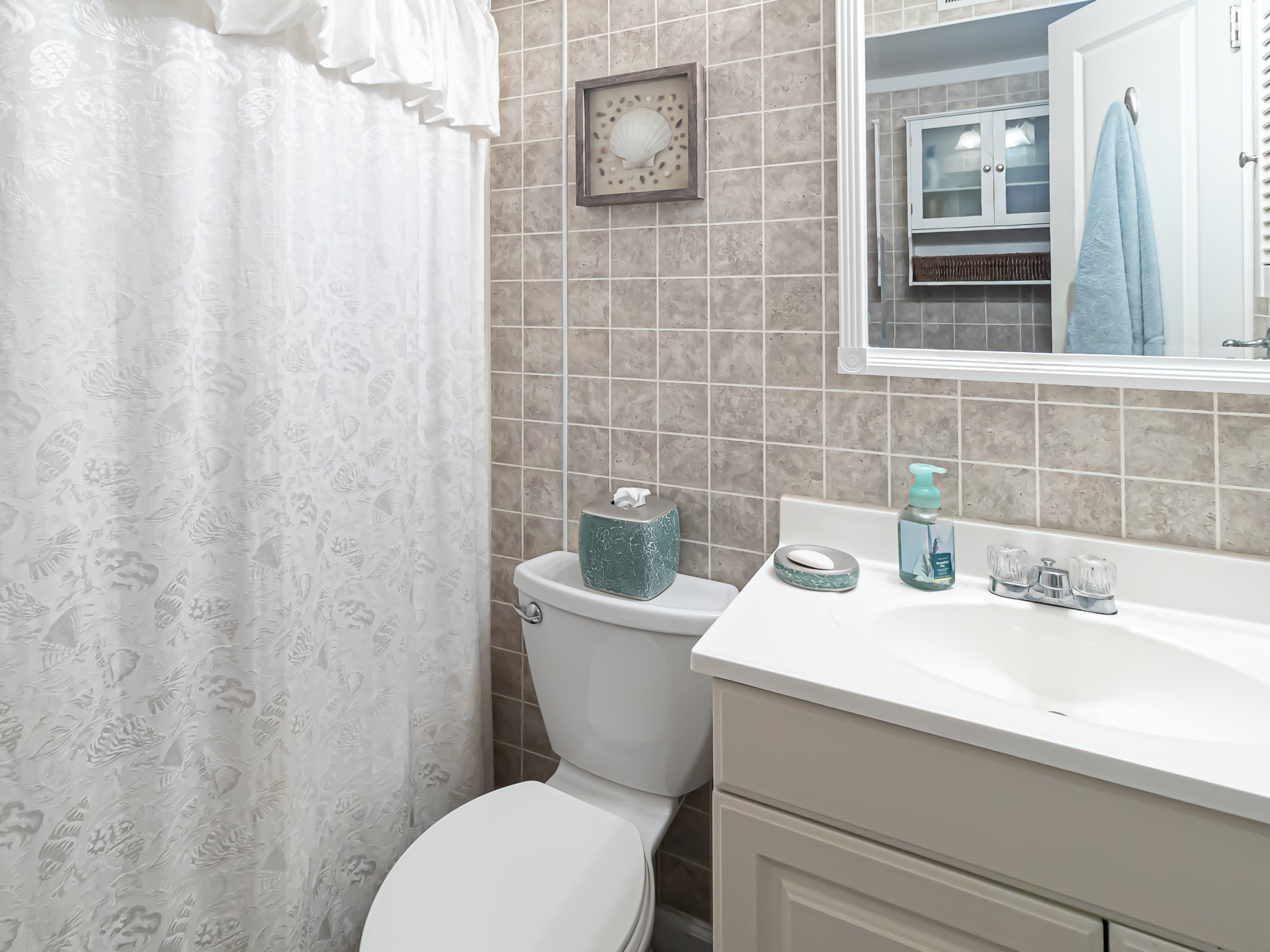 Hilton Head Island, South Carolina, 29928, United States, 1 Bedroom Bedrooms, ,1 BathroomBathrooms,Residential,For Sale,1944927