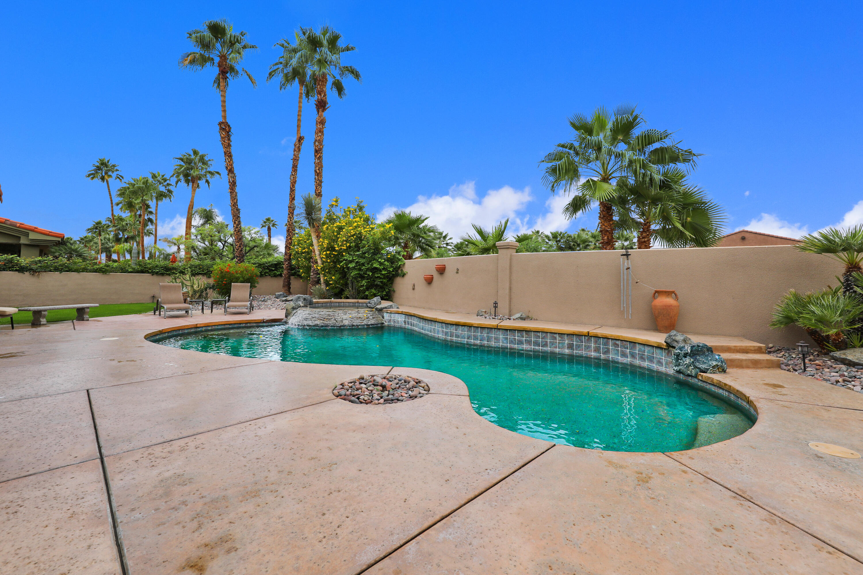 Rancho Mirage, California, 92270, United States, 4 Bedrooms Bedrooms, ,3 BathroomsBathrooms,Residential,For Sale,1991023