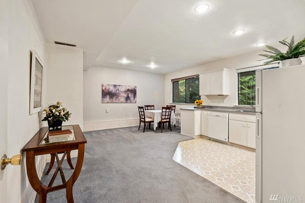 6551 116th Place NE, Kirkland, Washington, 98033, United States, 5 Bedrooms Bedrooms, ,4 BathroomsBathrooms,Residential,For Sale,6551 116th Place NE,1436882