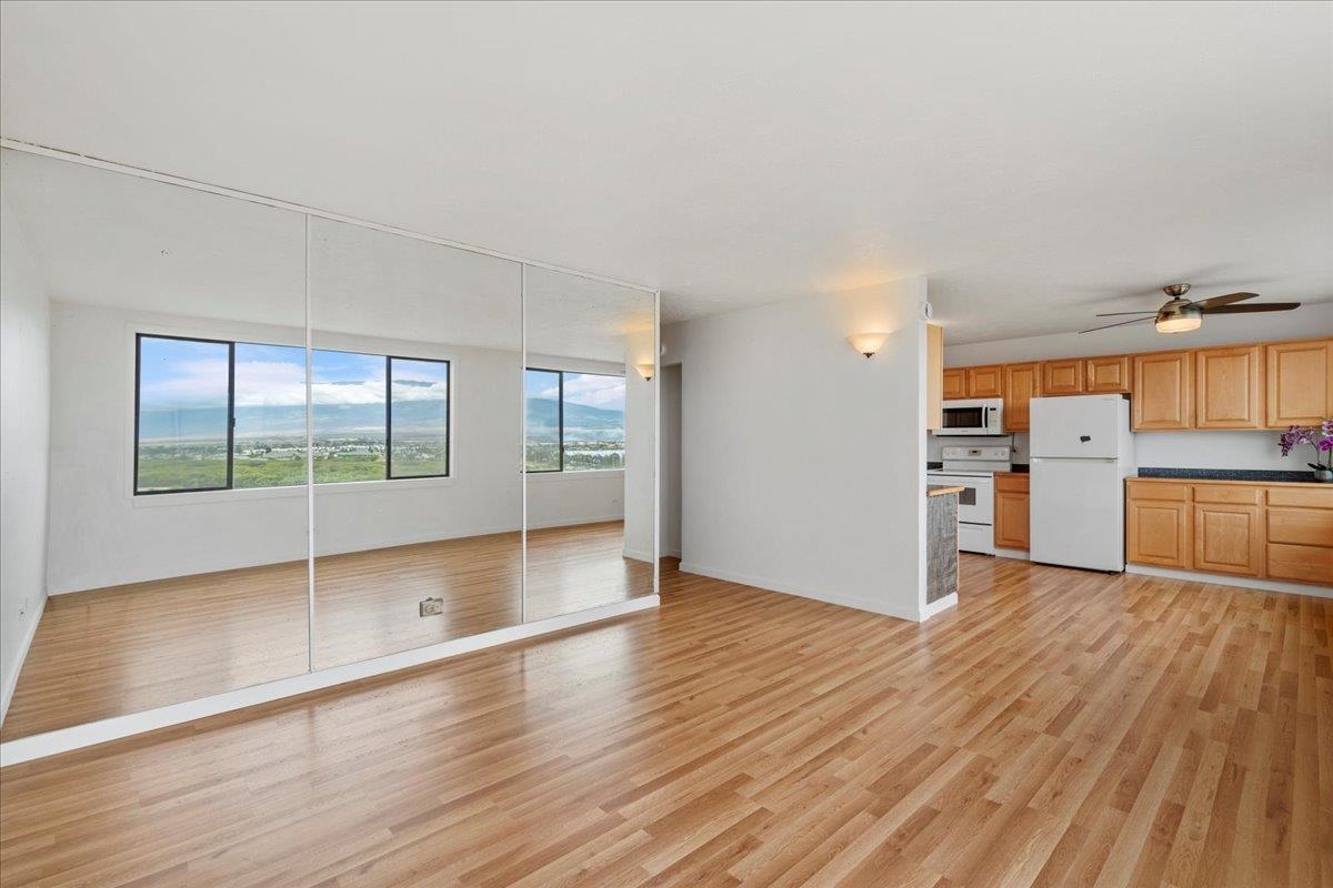 Wailuku, Hawaii, 96793, United States, 2 Bedrooms Bedrooms, ,2 BathroomsBathrooms,Residential,For Sale,1849060