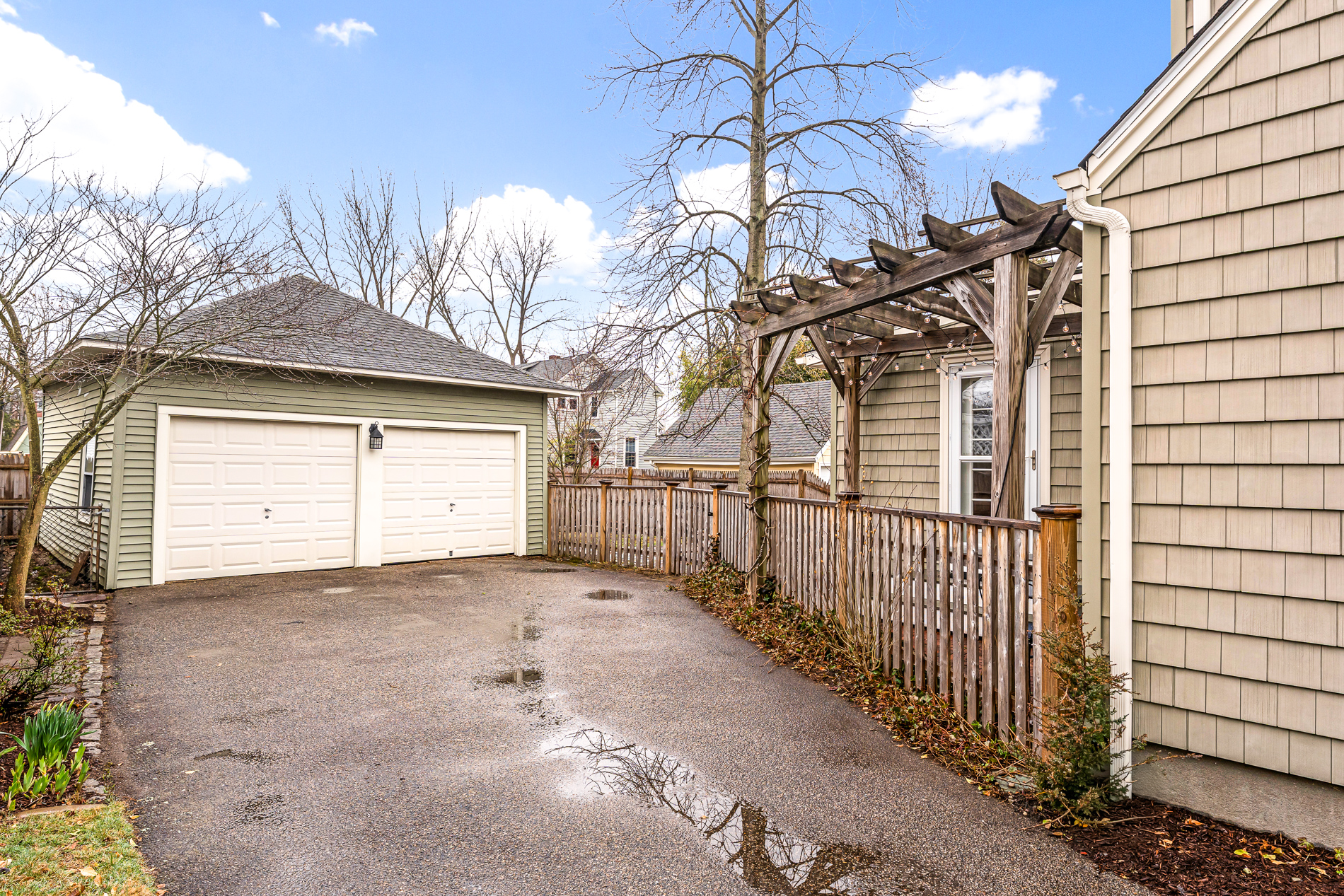  28 Rosegarden Street, Warwick, RI, 02888 - 物件實景