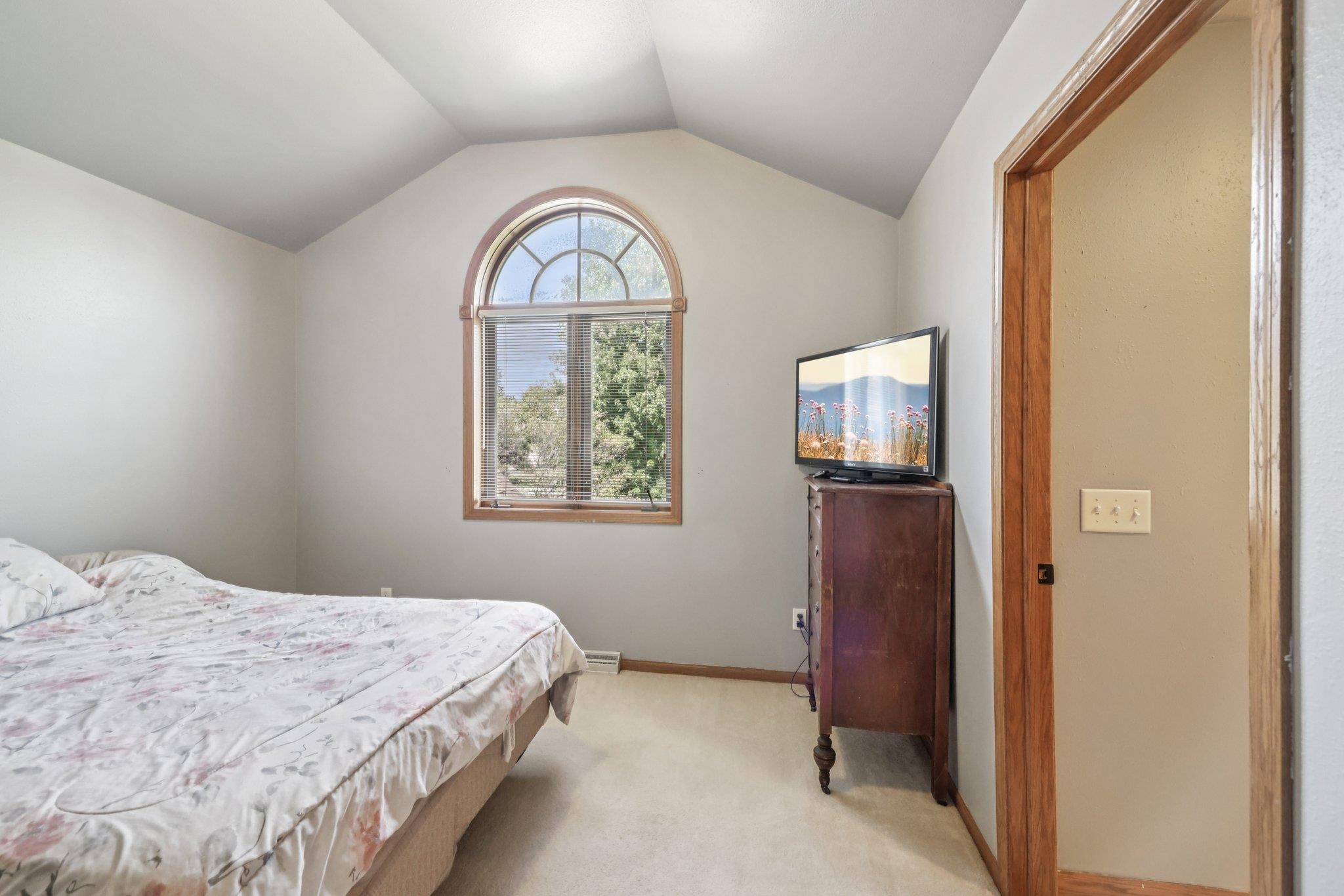 Portage, Wisconsin, 53901, United States, 4 Bedrooms Bedrooms, ,5 BathroomsBathrooms,Residential,For Sale,1976177