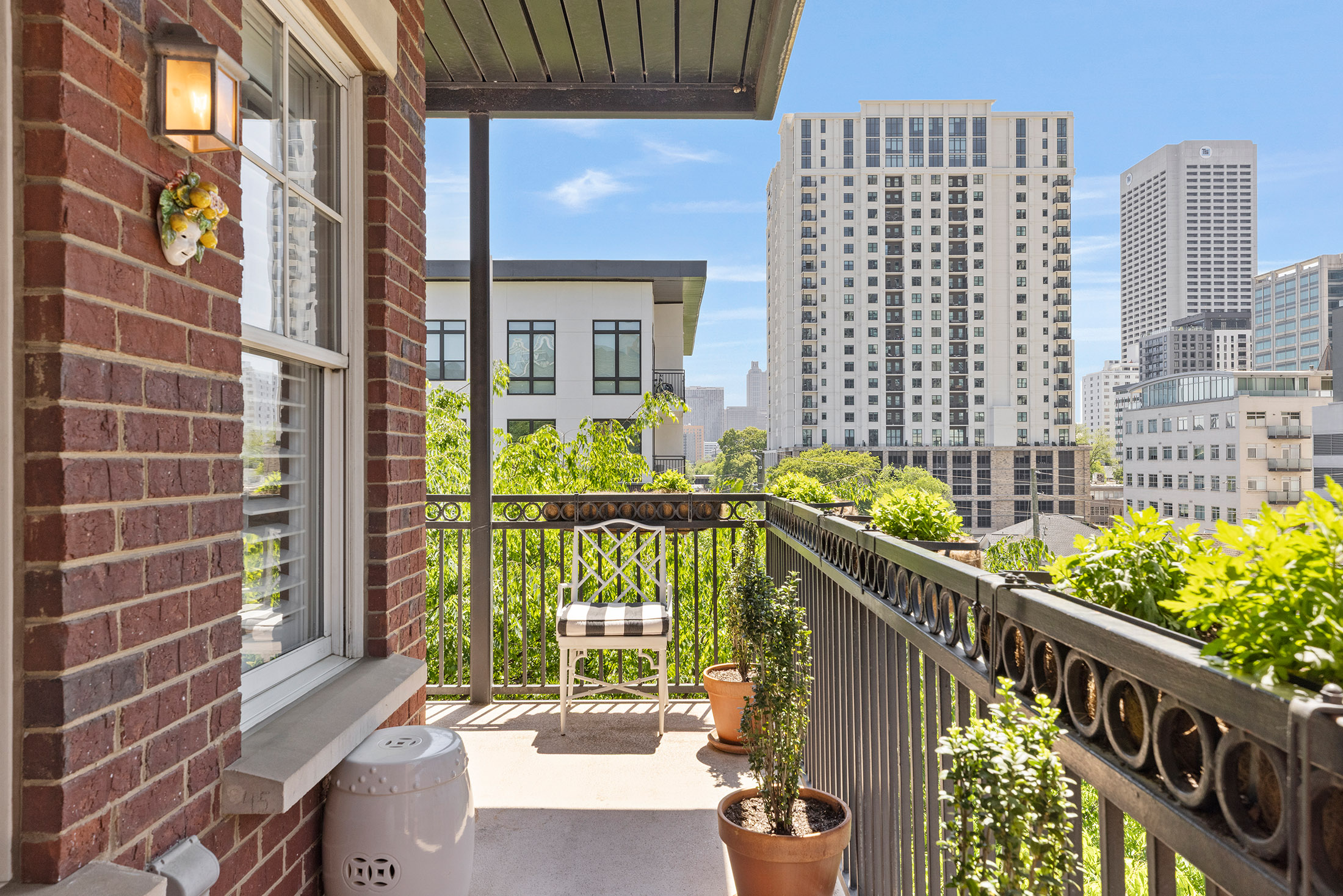  Elevated Living at The Dakota - 物件實景