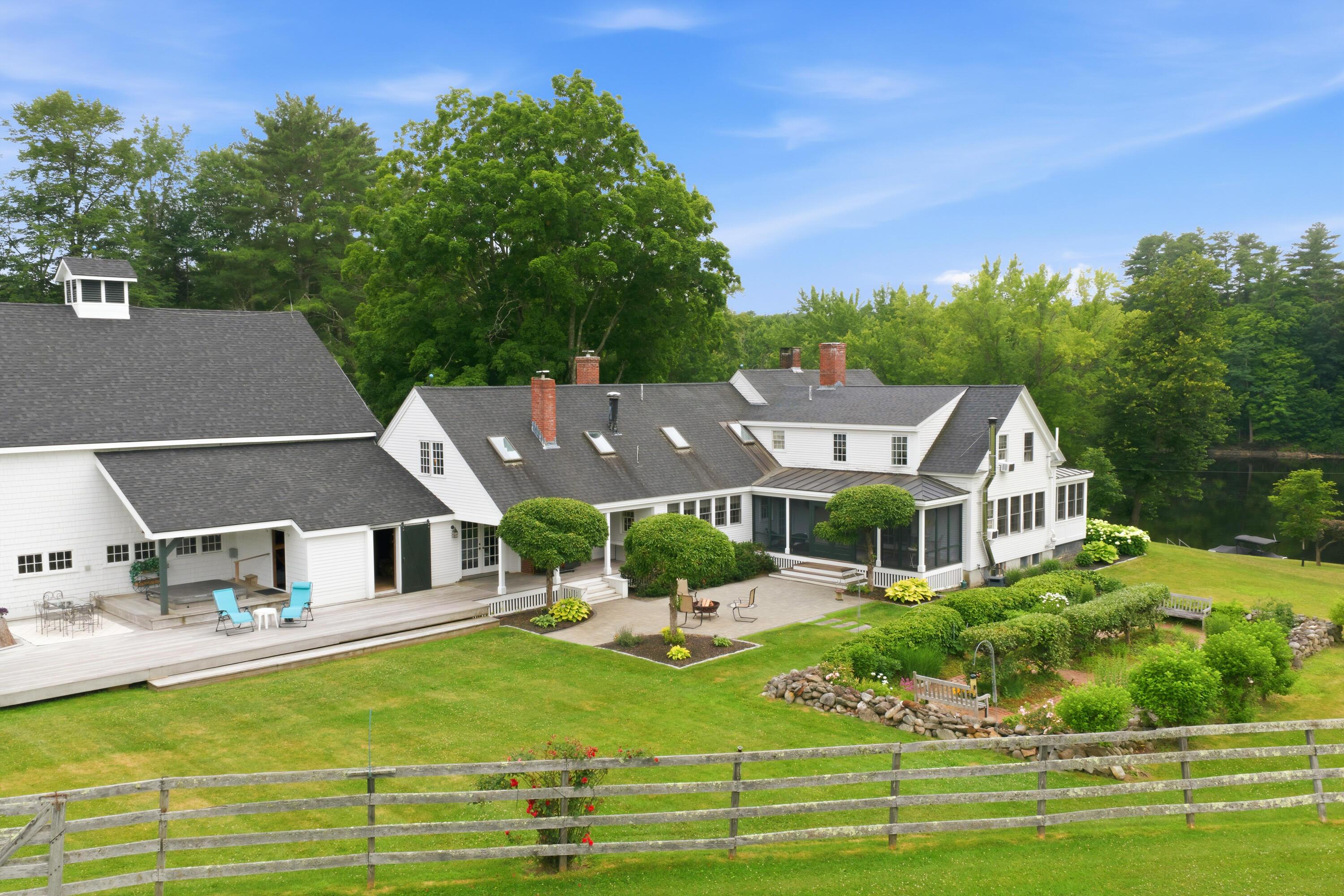  216 Salmon Falls Road - 物件實景