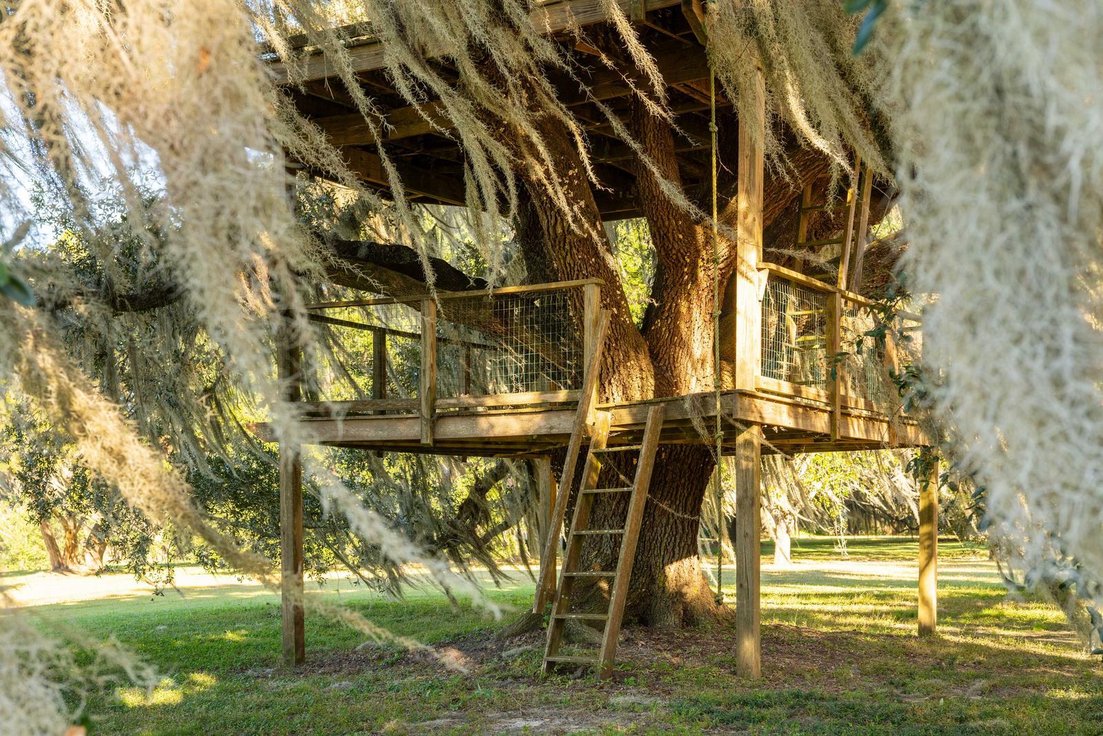 Yemassee, South Carolina, 29945, United States, 6 Bedrooms Bedrooms, ,7 BathroomsBathrooms,Residential,For Sale,1989284