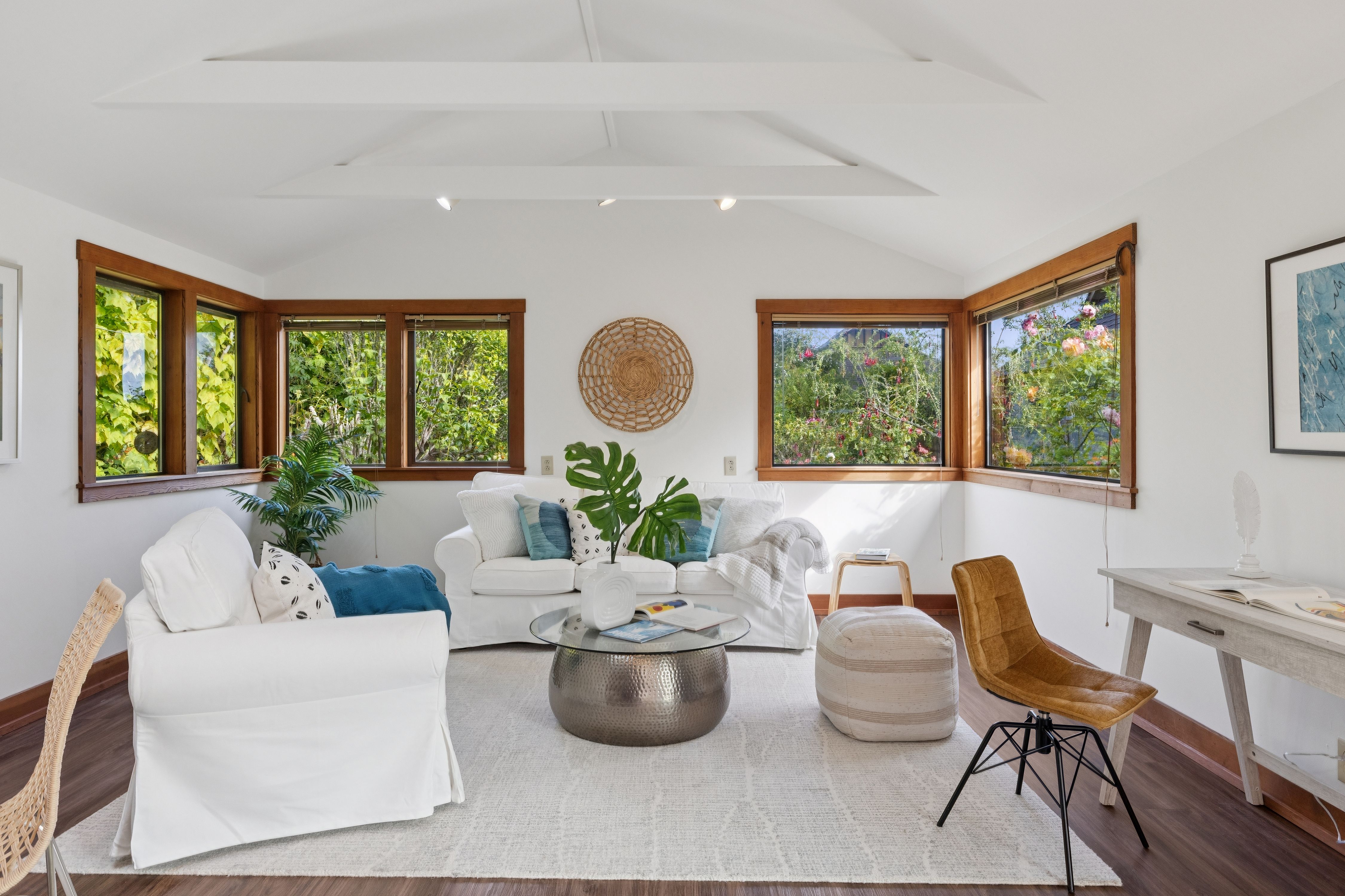  Redwood, Glass, and Companion Spaces - 物件實景