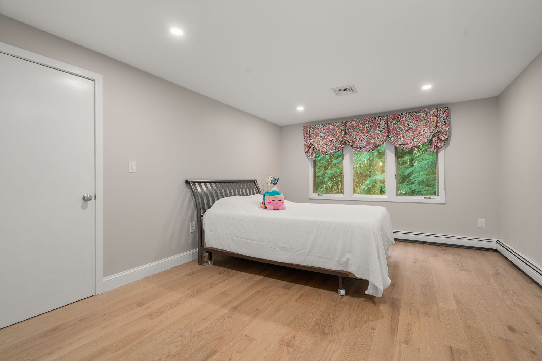 47 Dedham Street, Sharon, MA, 02067 - 物件實景
