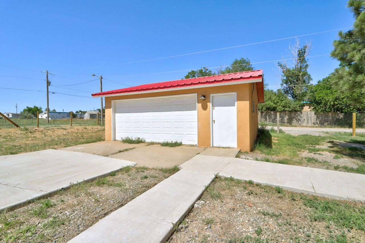 Edgewood, New Mexico, 87015, United States, 4 Bedrooms Bedrooms, ,2 BathroomsBathrooms,Residential,For Sale,1868878