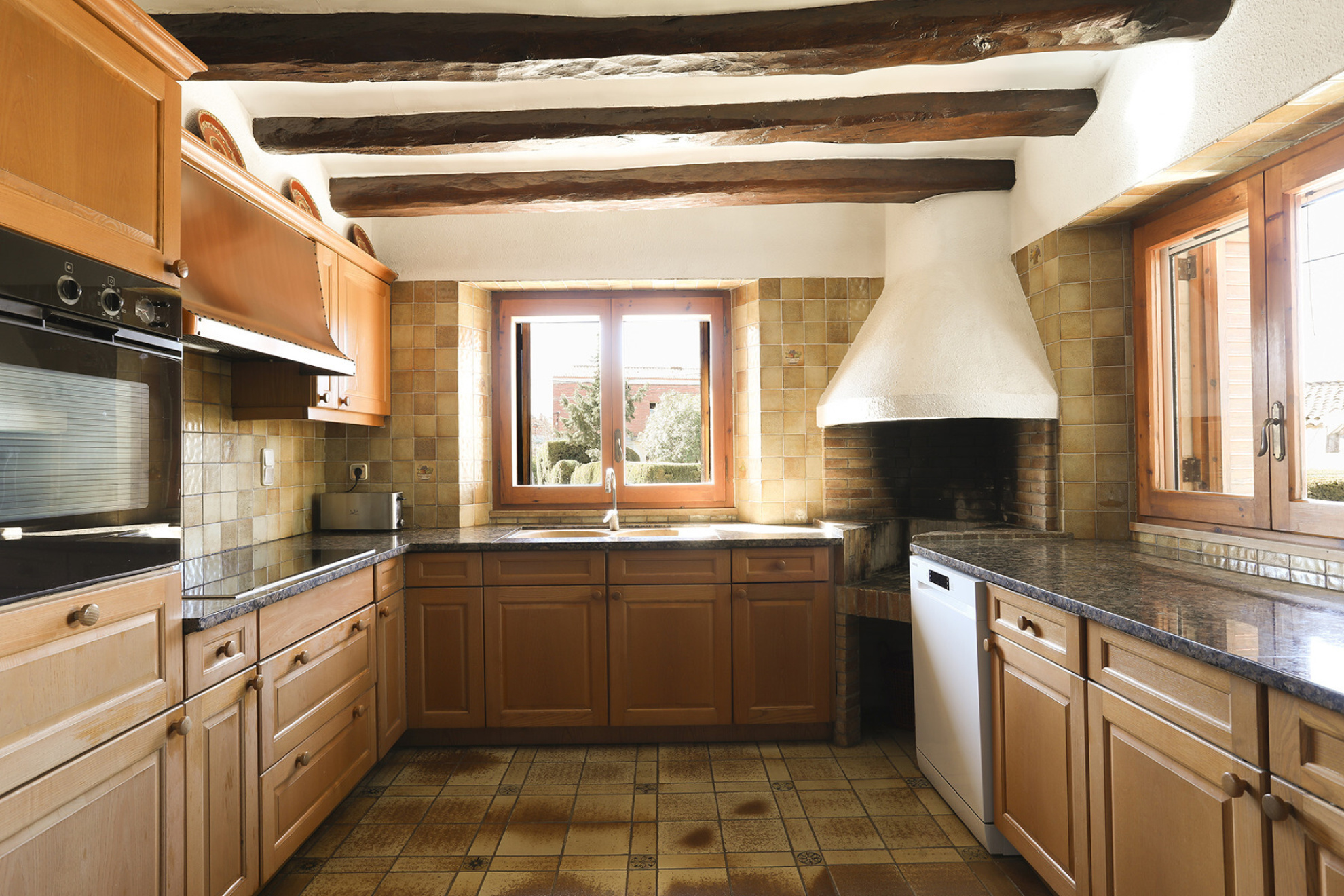  Large country property situated in a tranquil town in central Penedes - 物件實景