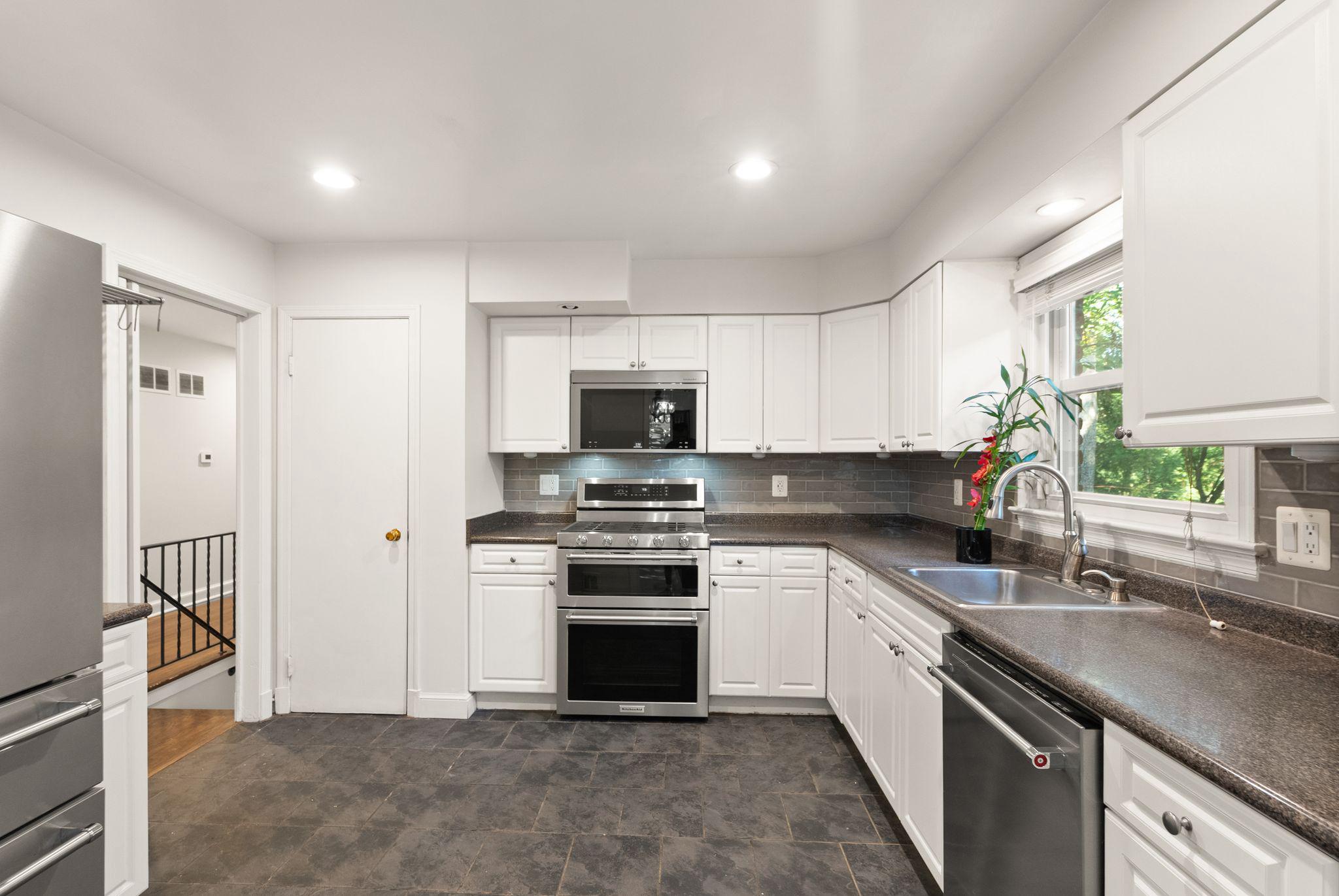  5008 Larno Drive, Alexandria, VA, 22310 - 物件實景