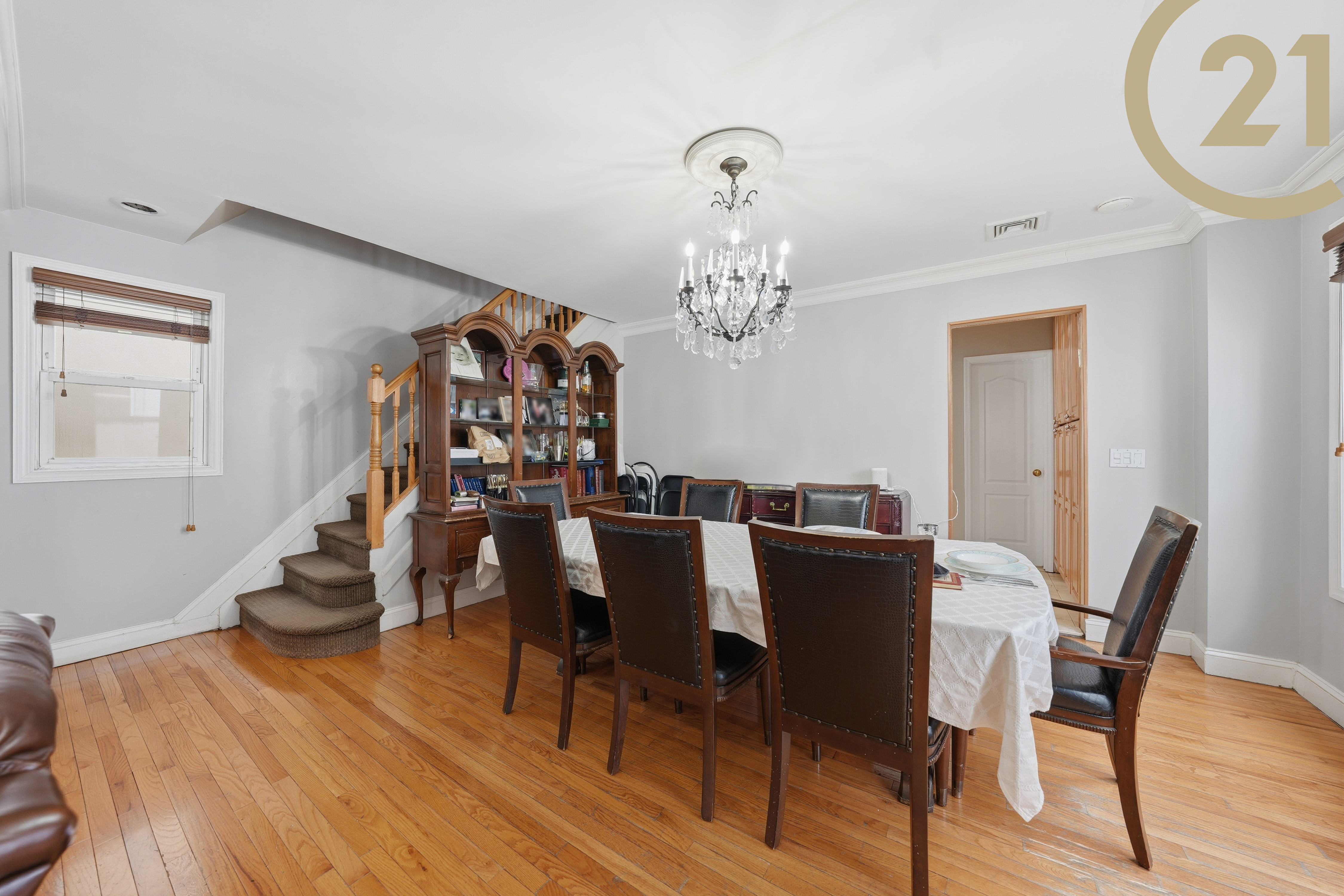 Brooklyn, New York, 11210, United States, 3 Bedrooms Bedrooms, ,4 BathroomsBathrooms,Residential,For Sale,2005400