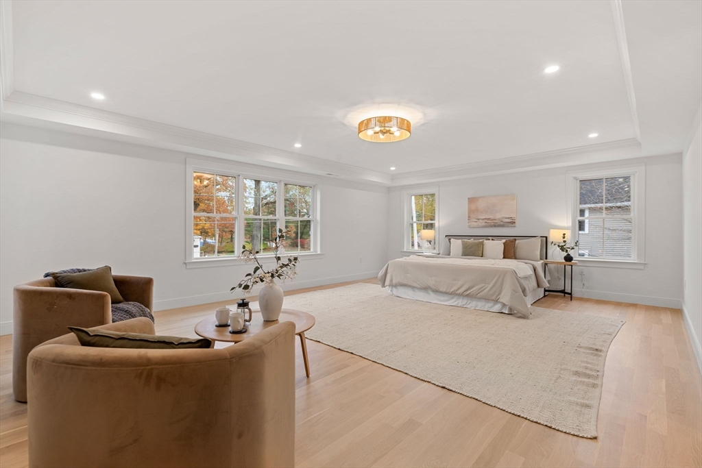 Reading, Massachusetts, 01867, United States, 4 Bedrooms Bedrooms, ,5 BathroomsBathrooms,Residential,For Sale,1988316