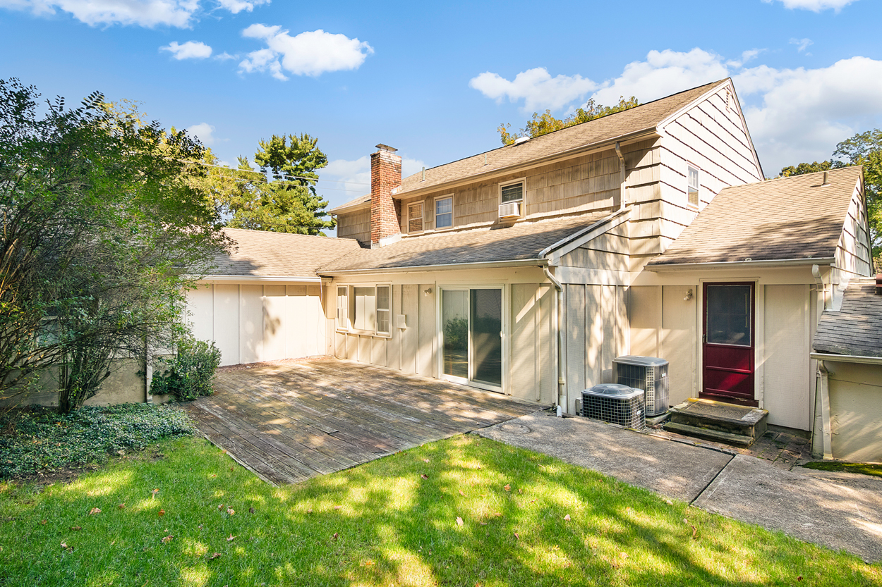 Parsippany, New Jersey, 07054, United States, 5 Bedrooms Bedrooms, ,4 BathroomsBathrooms,Residential,For Sale,1943476
