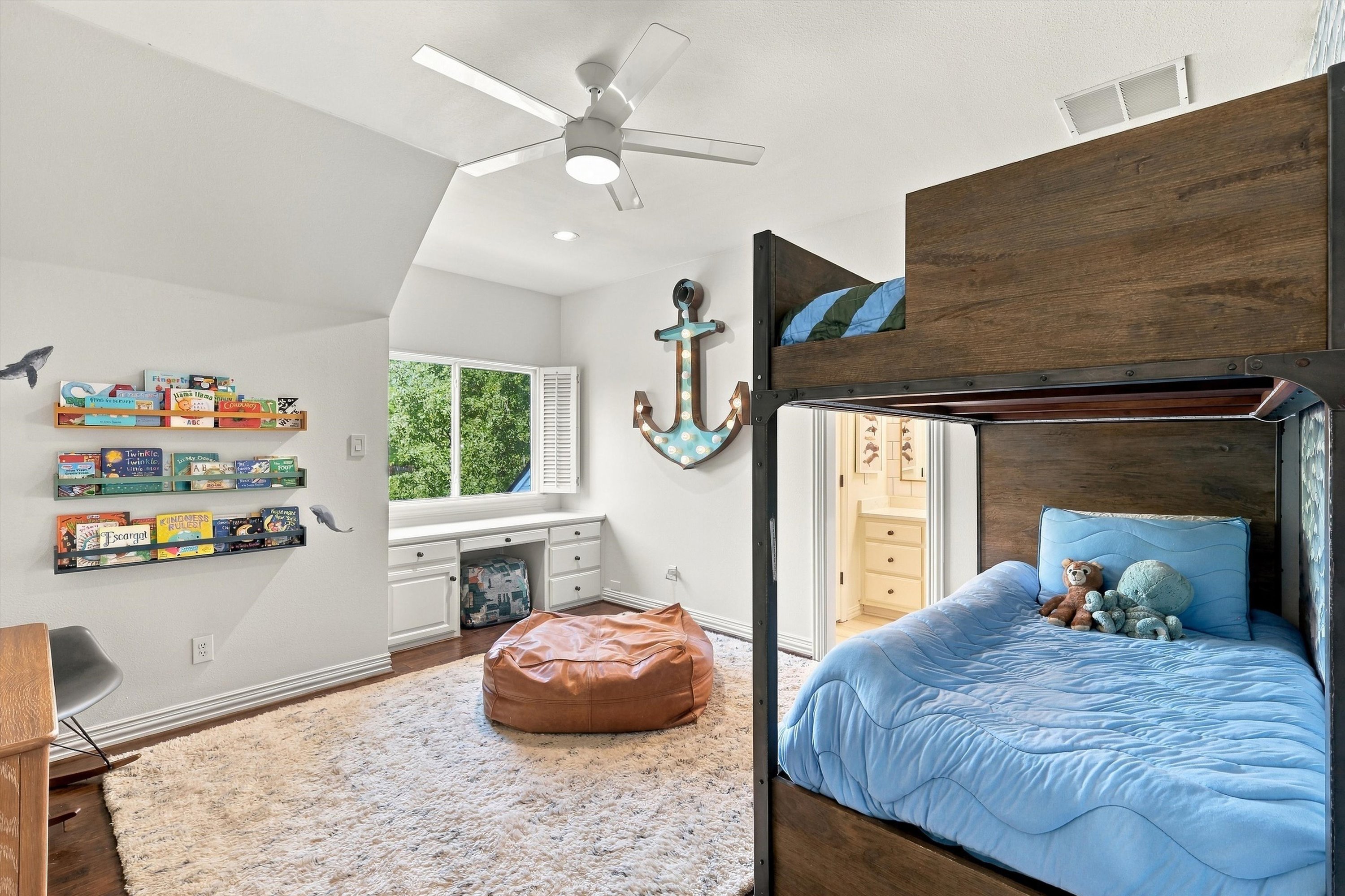  Timeless Character, Contemporary Style in Mansfield - 物件實景