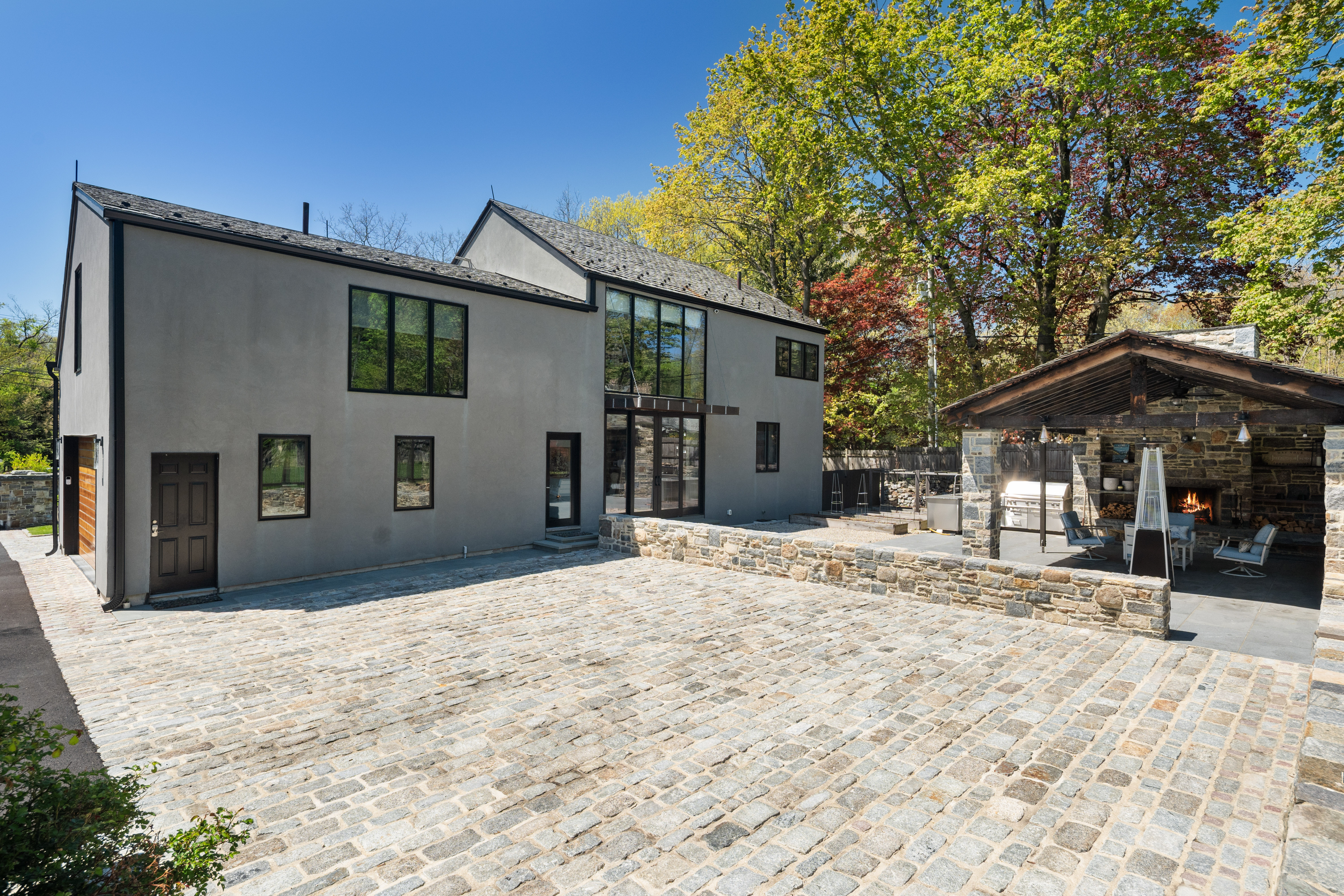  176 Ponus Avenue - 物件實景