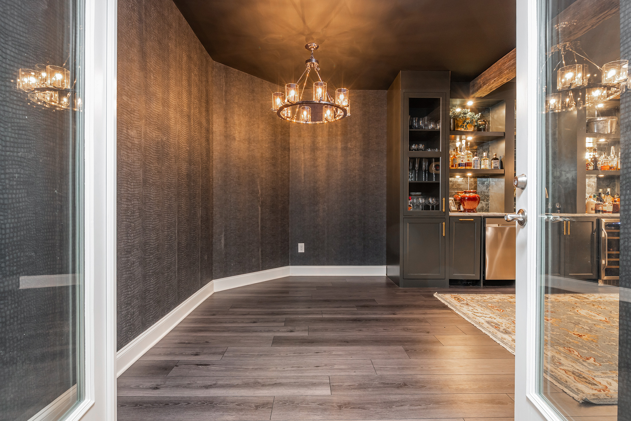  Welcome Home to this Impeccably maintained and Beautifully Appointed Estate - 物件實景