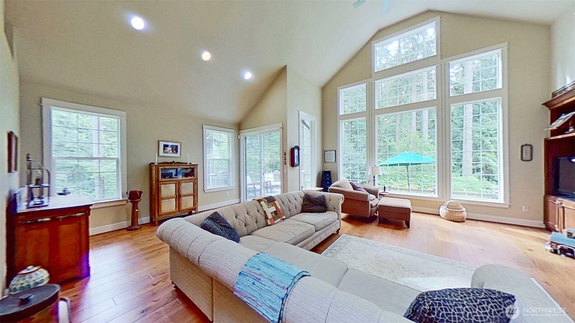 Gig Harbor, Washington, 98335, United States, 2 Bedrooms Bedrooms, ,3 BathroomsBathrooms,Residential,For Sale,1837804