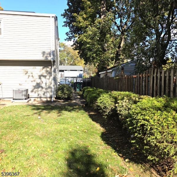 Fanwood Boro, New Jersey, 07023, United States, 4 Bedrooms Bedrooms, ,2 BathroomsBathrooms,Residential,For Sale,1991828