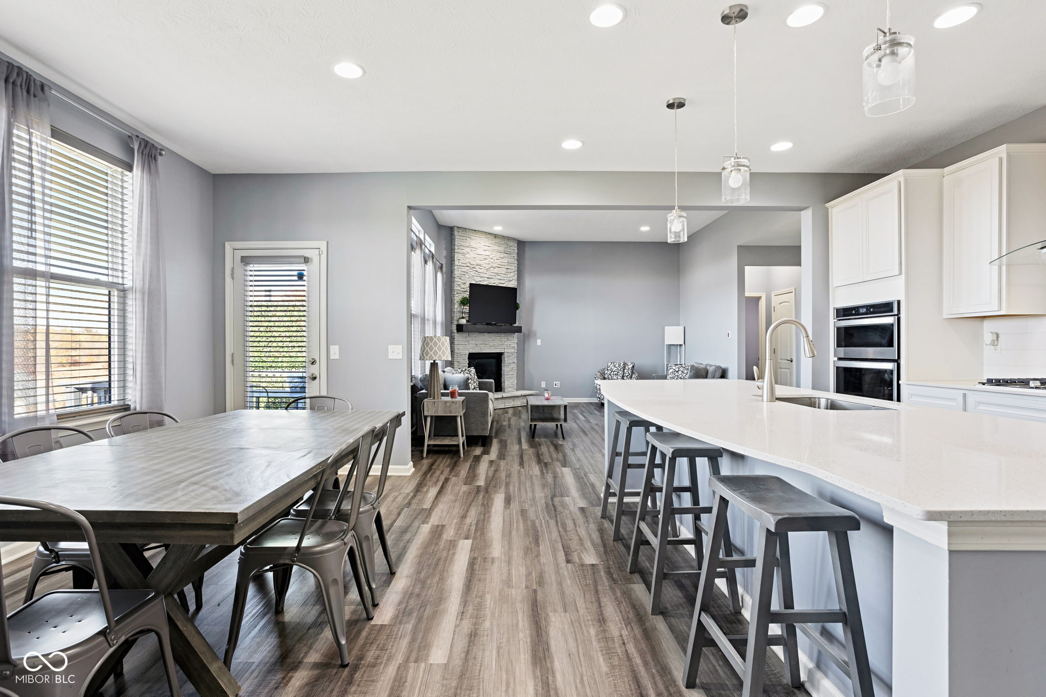 Noblesville, Indiana, 46062, United States, 6 Bedrooms Bedrooms, ,4 BathroomsBathrooms,Residential,For Sale,1987337