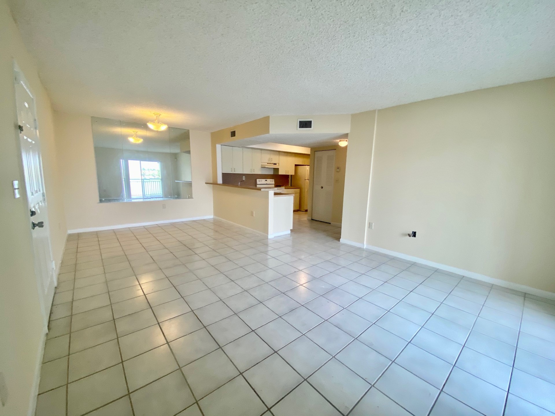  8600 SW 212th St, Cutler Bay, FL, 33189 - 物件實景